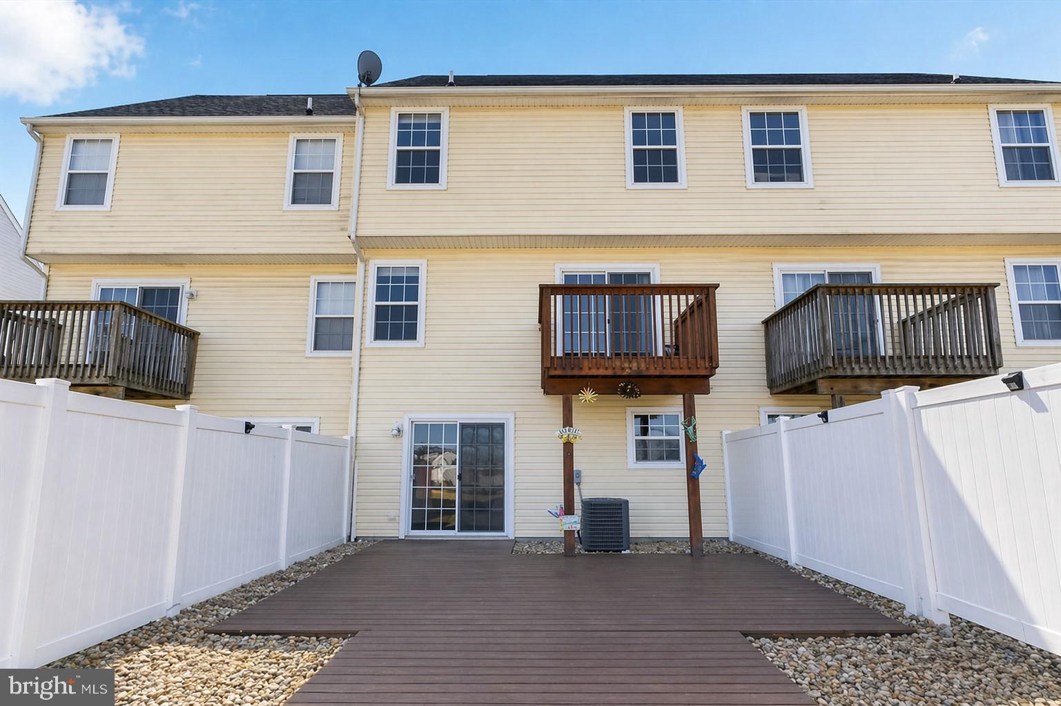 BELLE AYRE - Residential