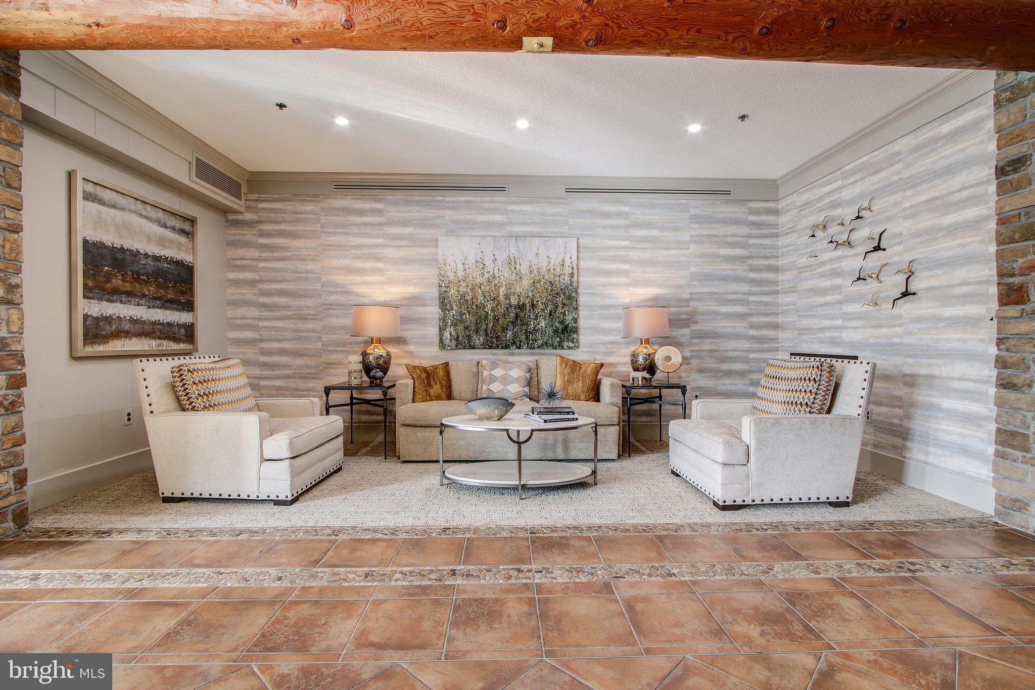 CREEKSIDE AT LEISURE WORLD - Residential