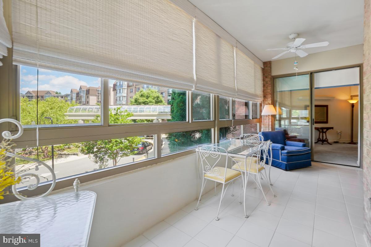 CREEKSIDE AT LEISURE WORLD - Residential