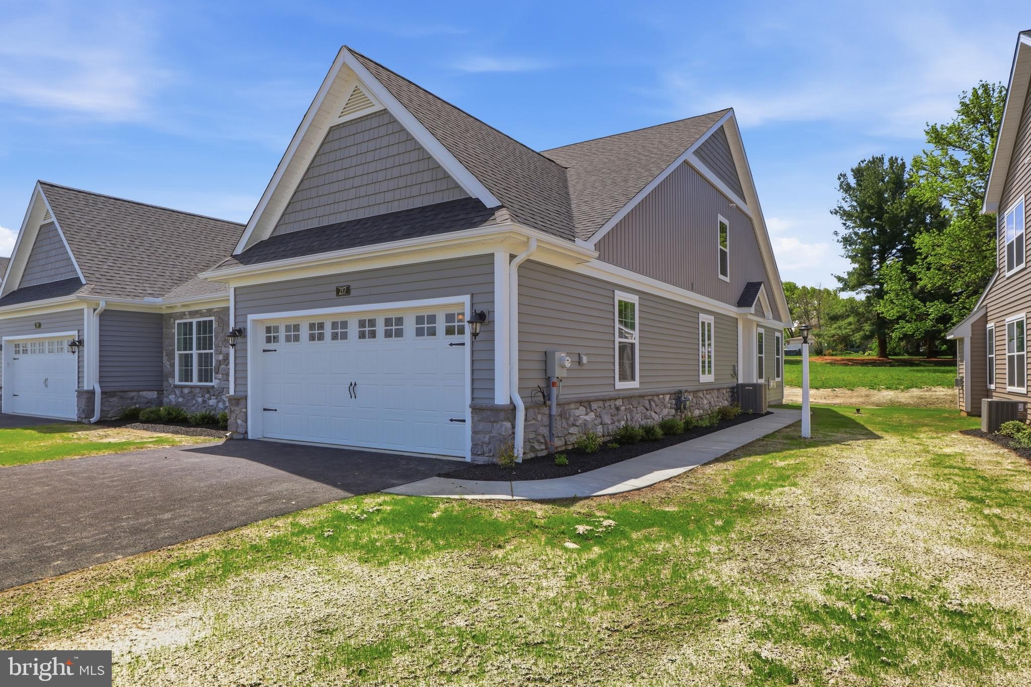 CROSSGATES - Residential