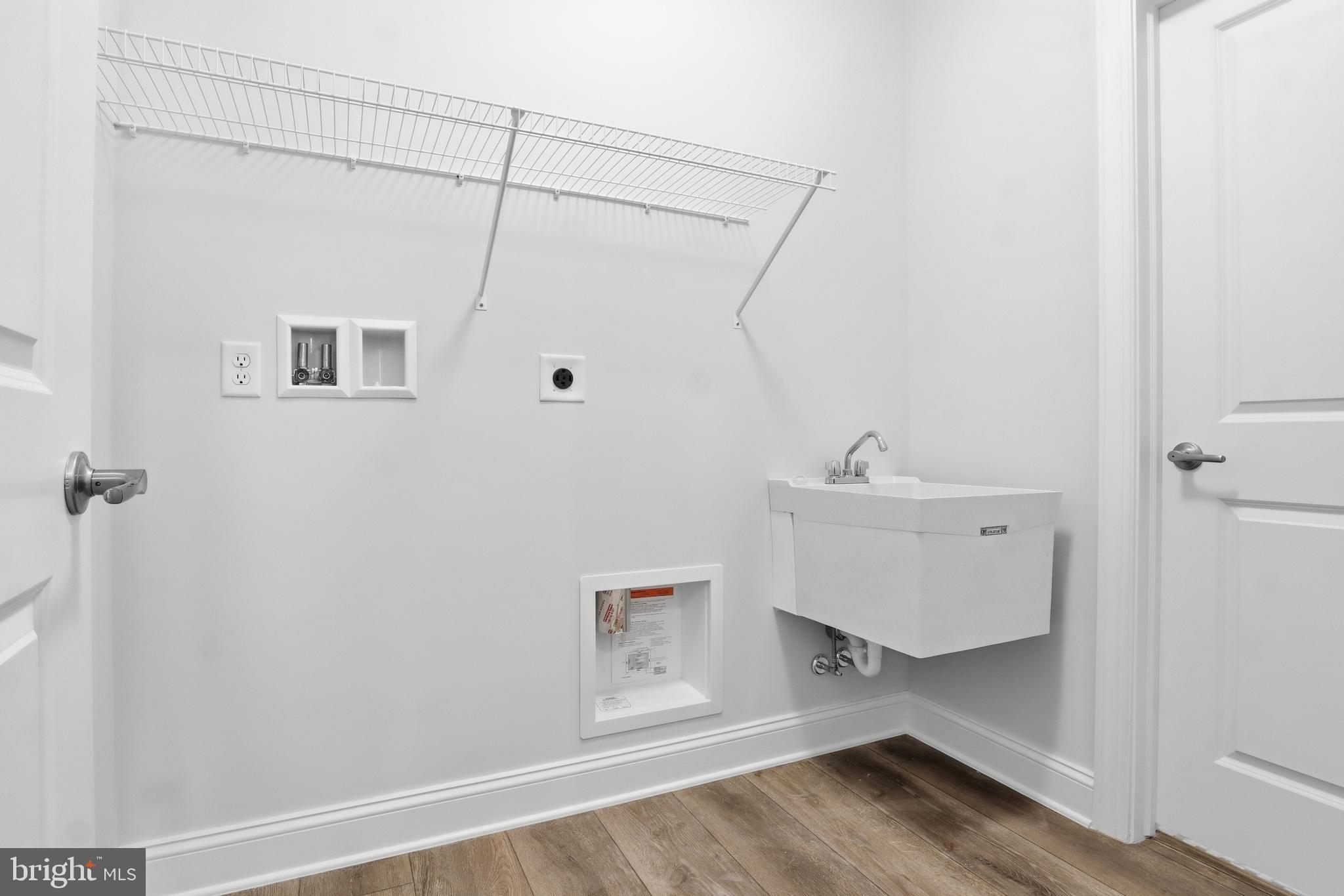 CROSSGATES - Residential