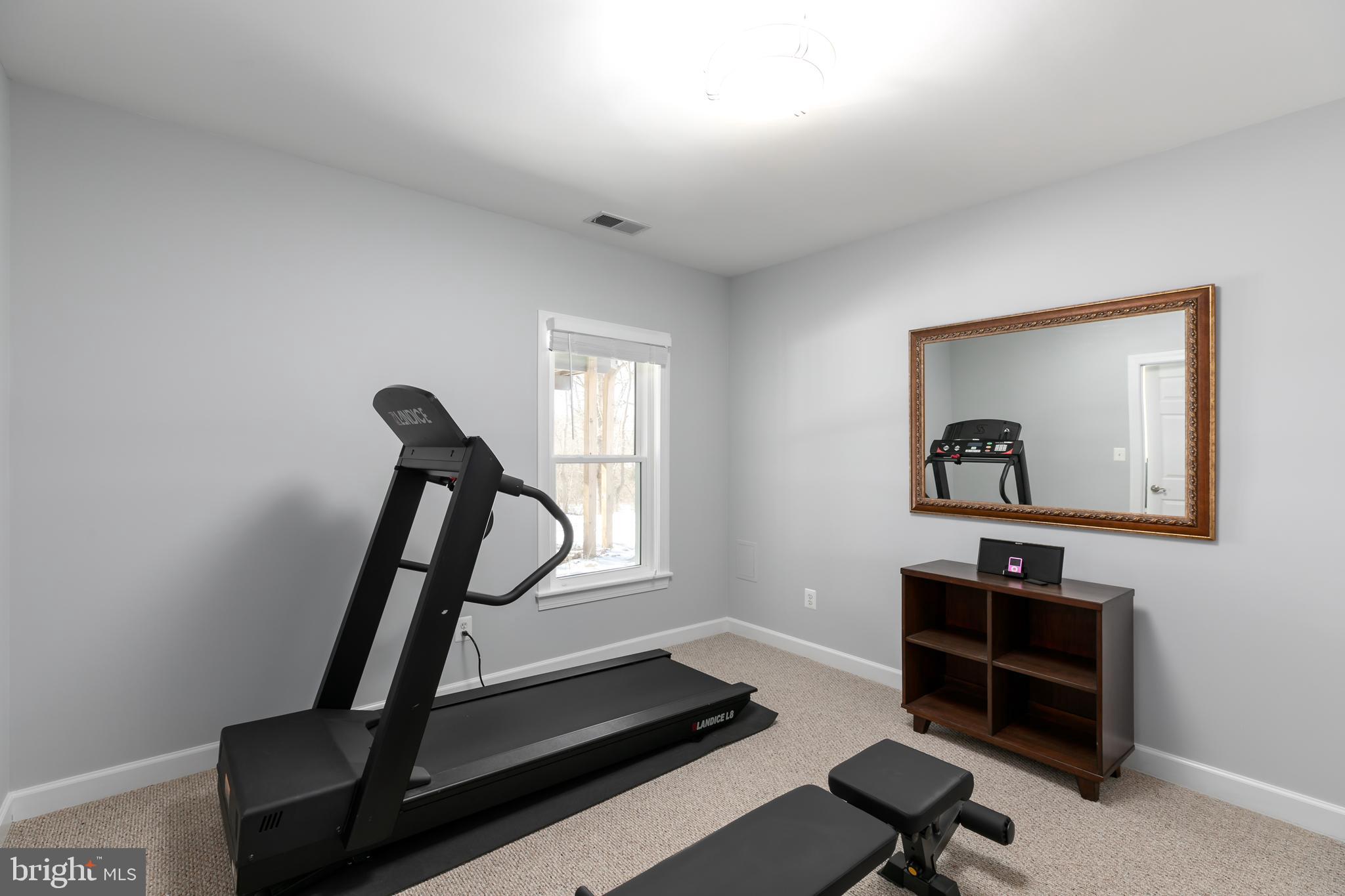 MILLWOOD POND - Residential