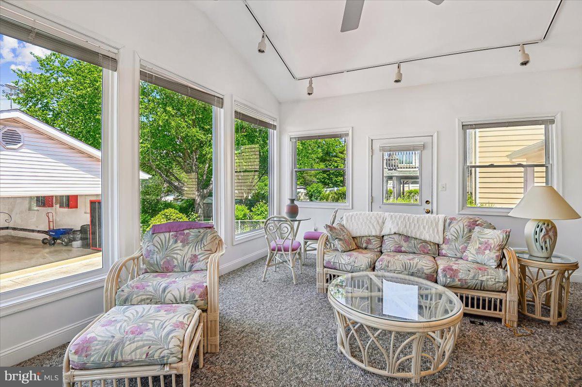 RIPPLING ESTATES - Residential
