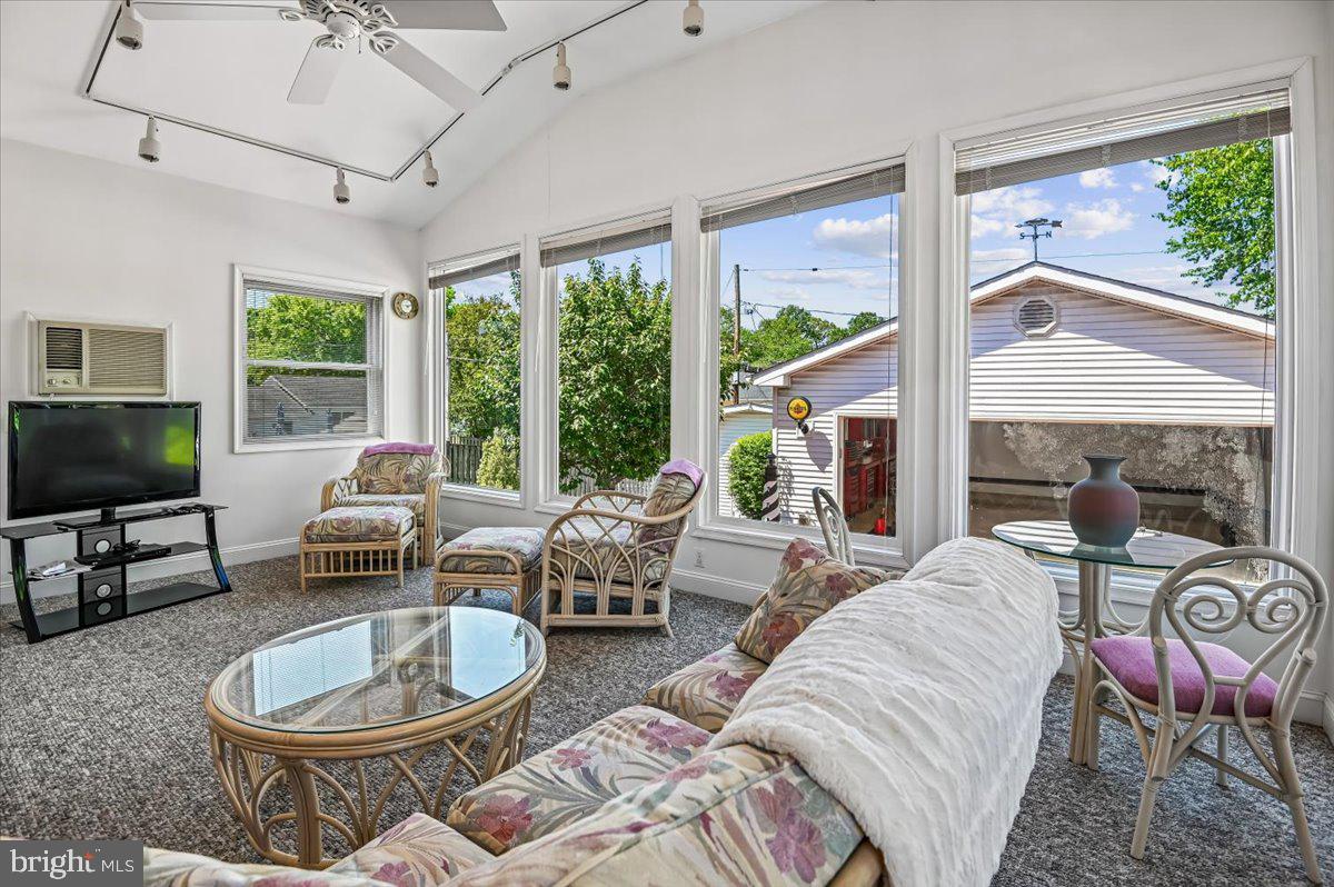RIPPLING ESTATES - Residential