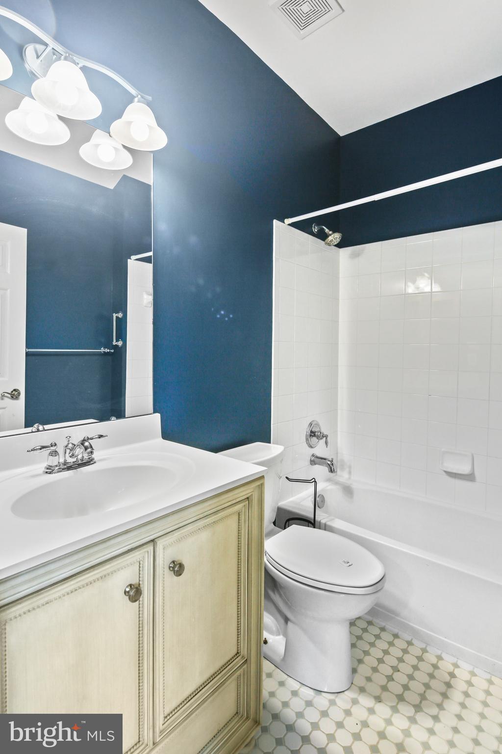 CHALLEDON - Residential