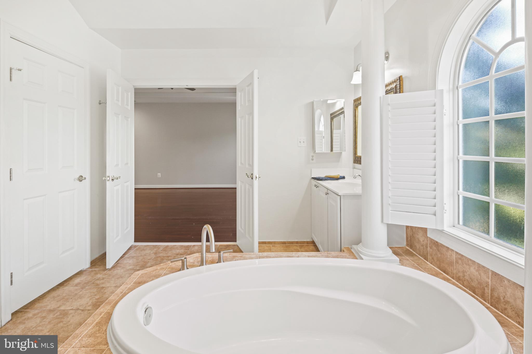 CHALLEDON - Residential