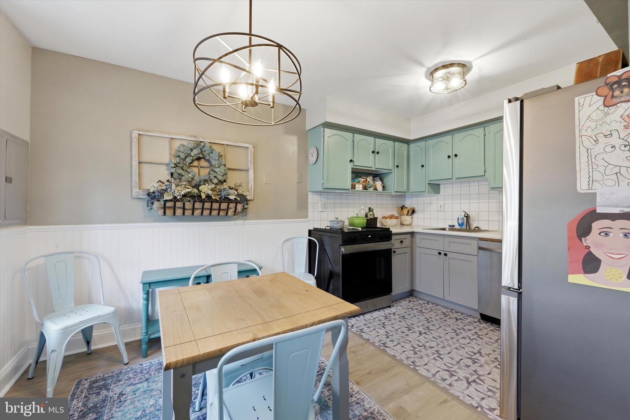 HILLTOP - Residential