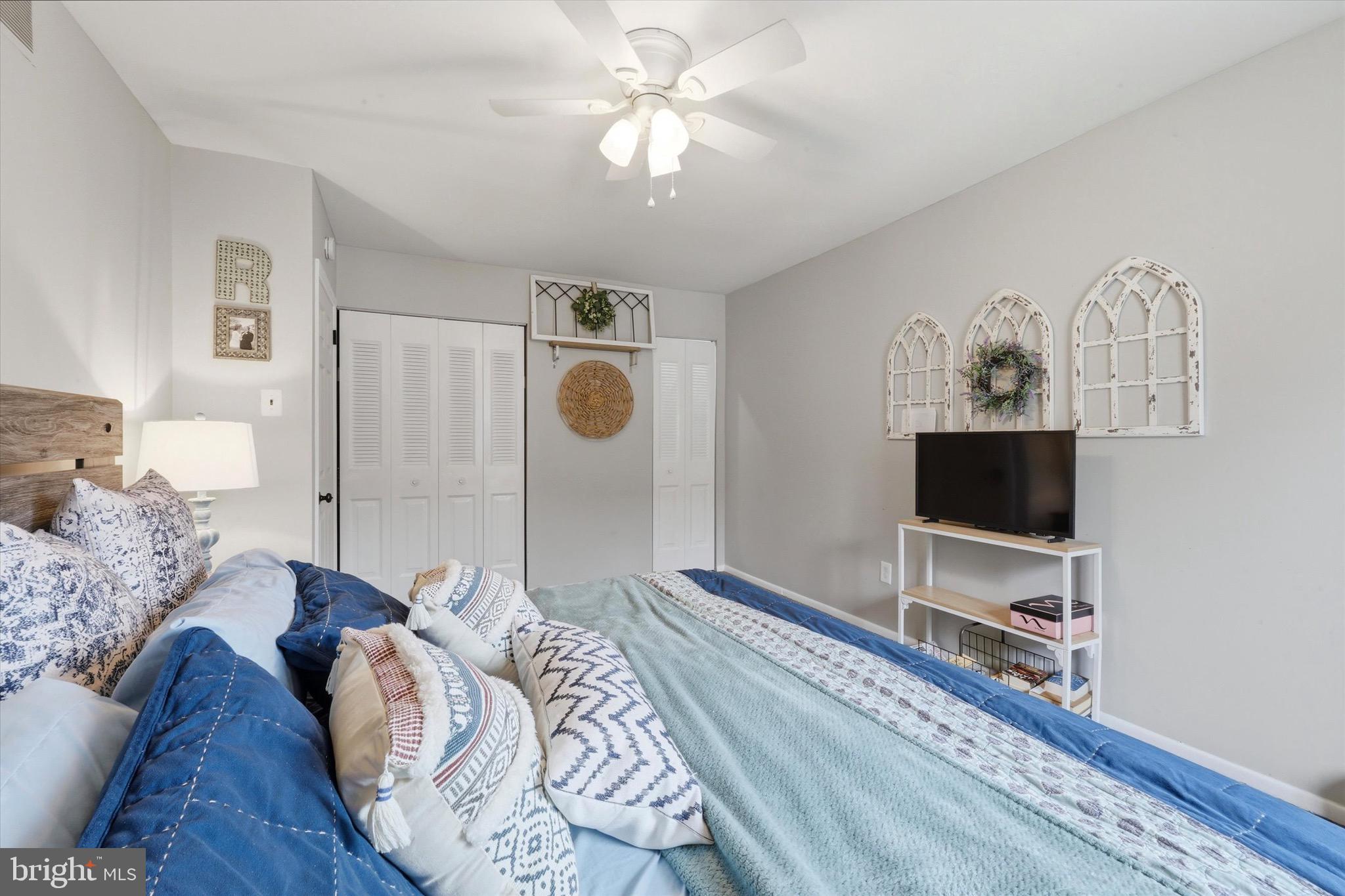 HILLTOP - Residential