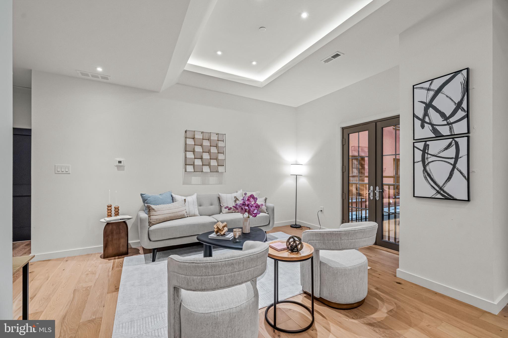 RITTENHOUSE SQUARE - Residential