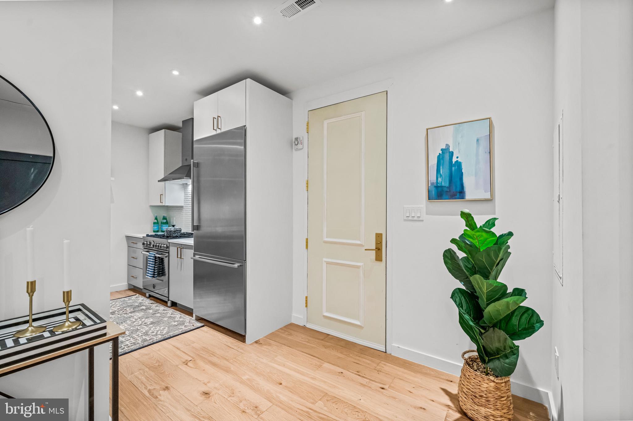 RITTENHOUSE SQUARE - Residential