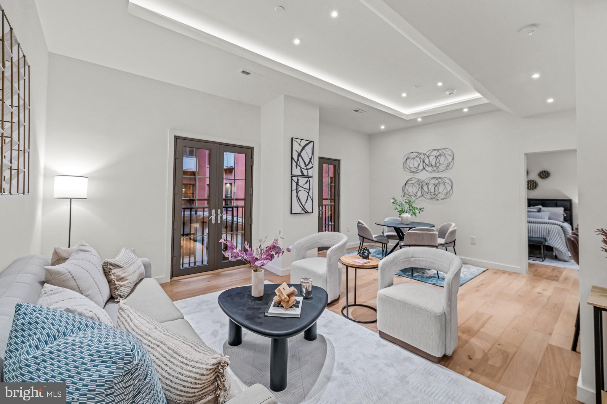 RITTENHOUSE SQUARE - Residential