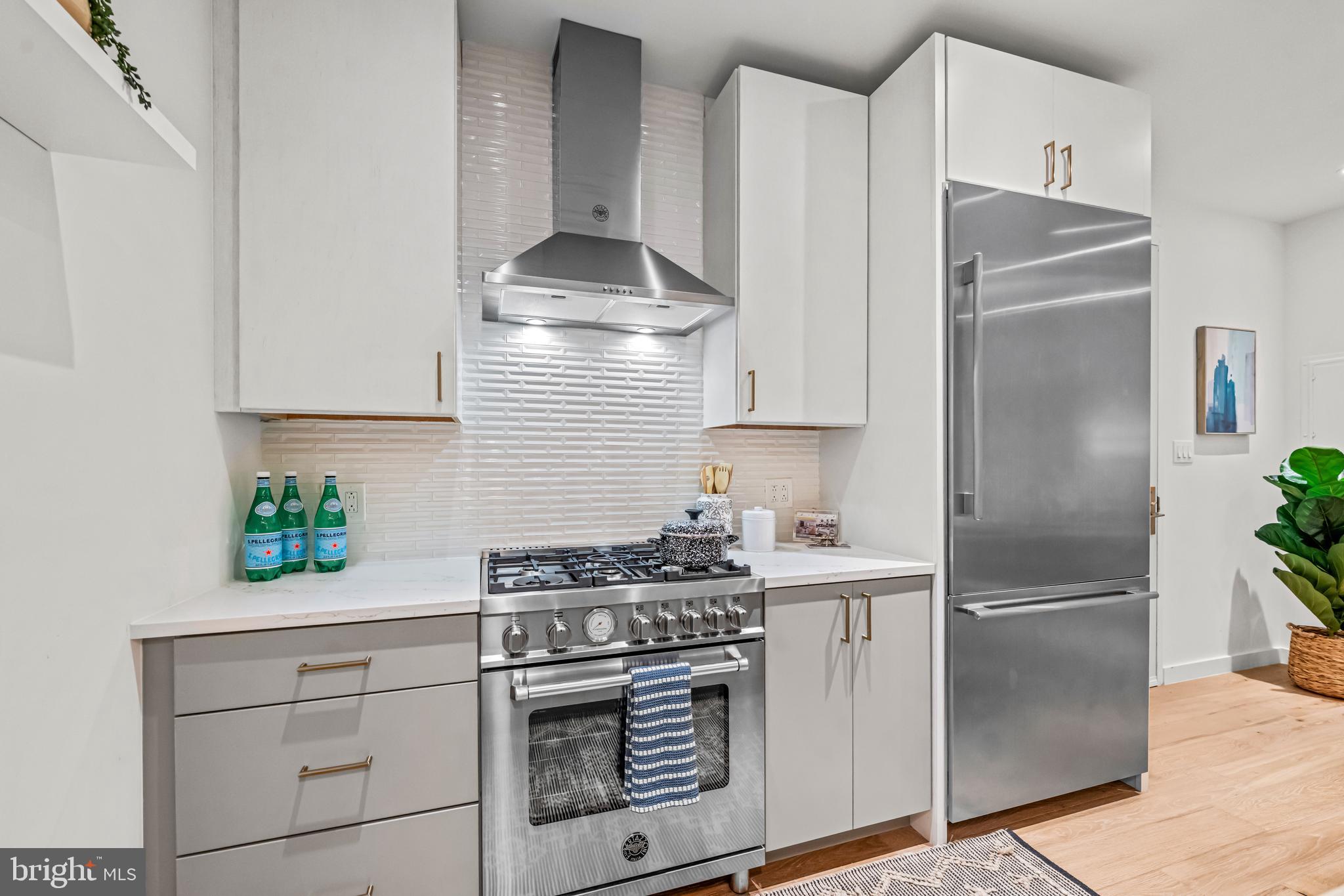 RITTENHOUSE SQUARE - Residential