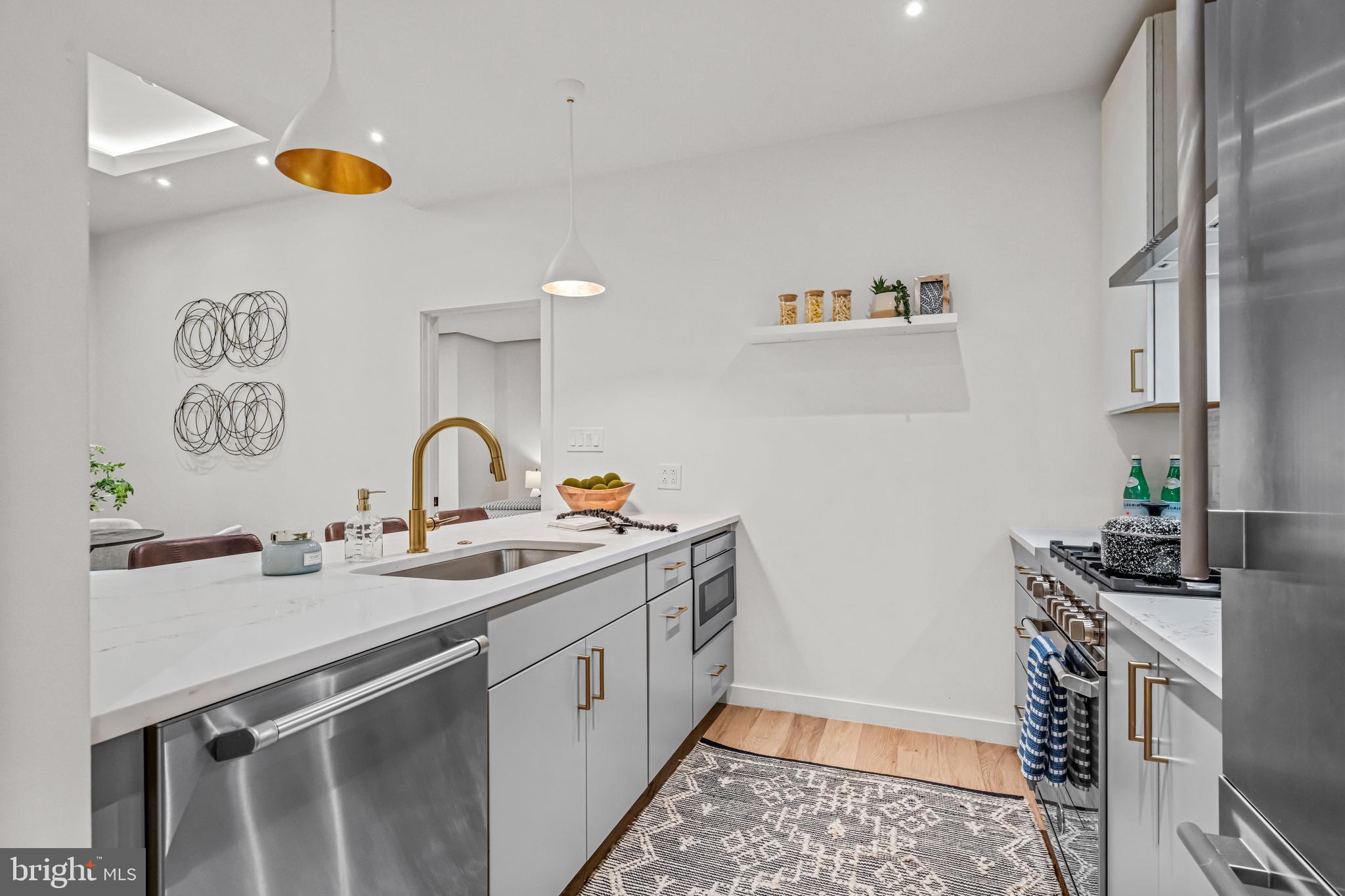 RITTENHOUSE SQUARE - Residential