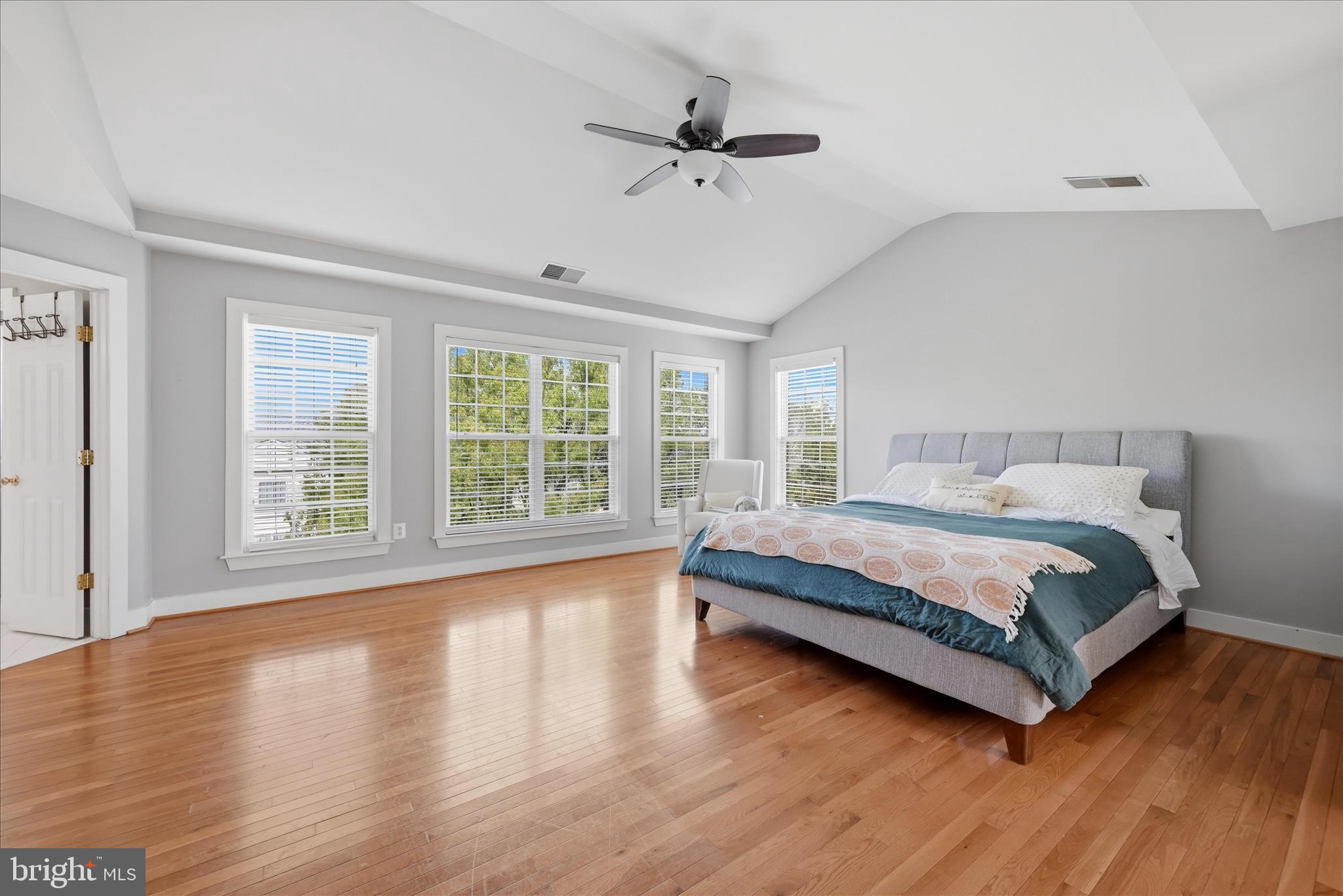 HUNTFIELD - Residential