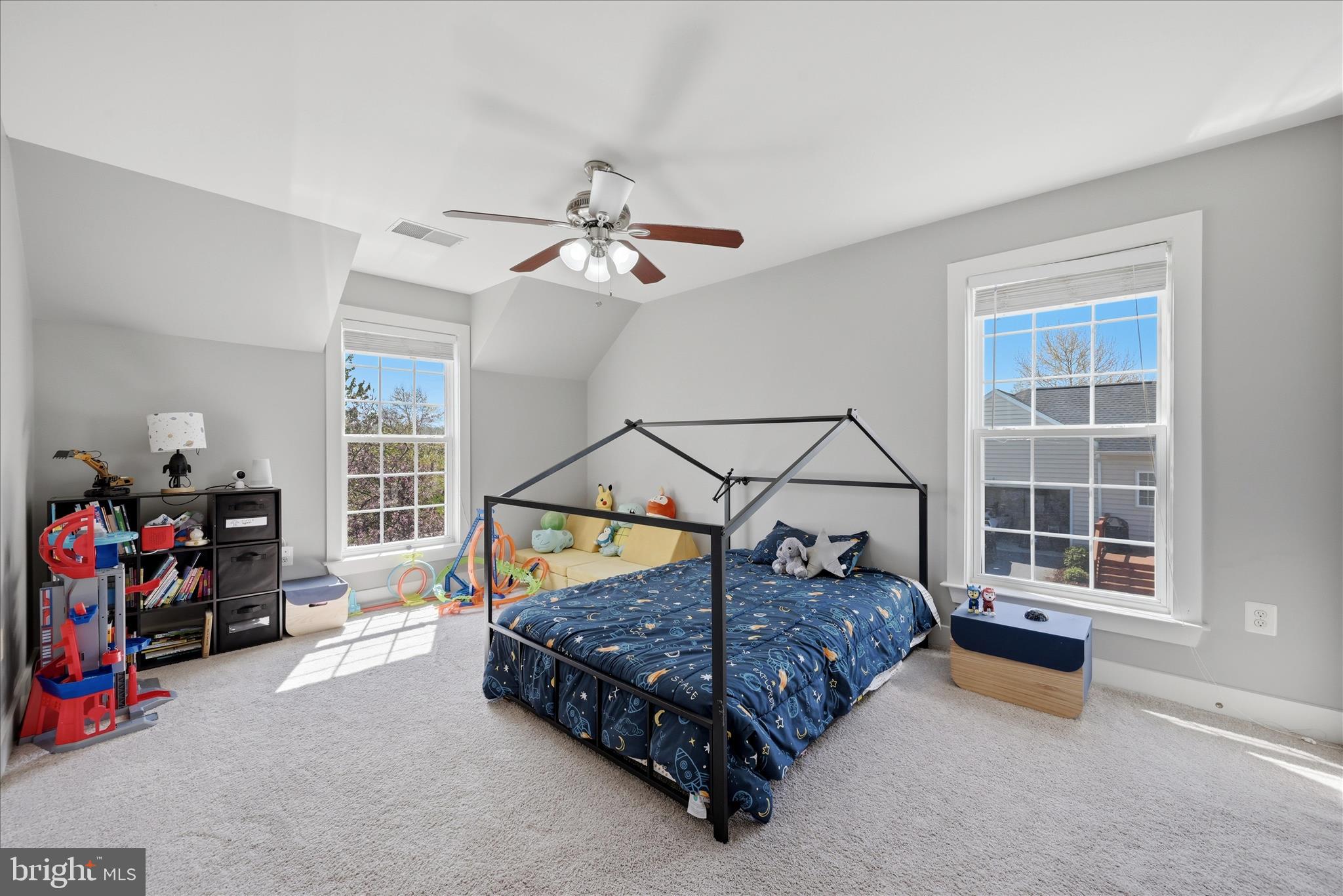 HUNTFIELD - Residential