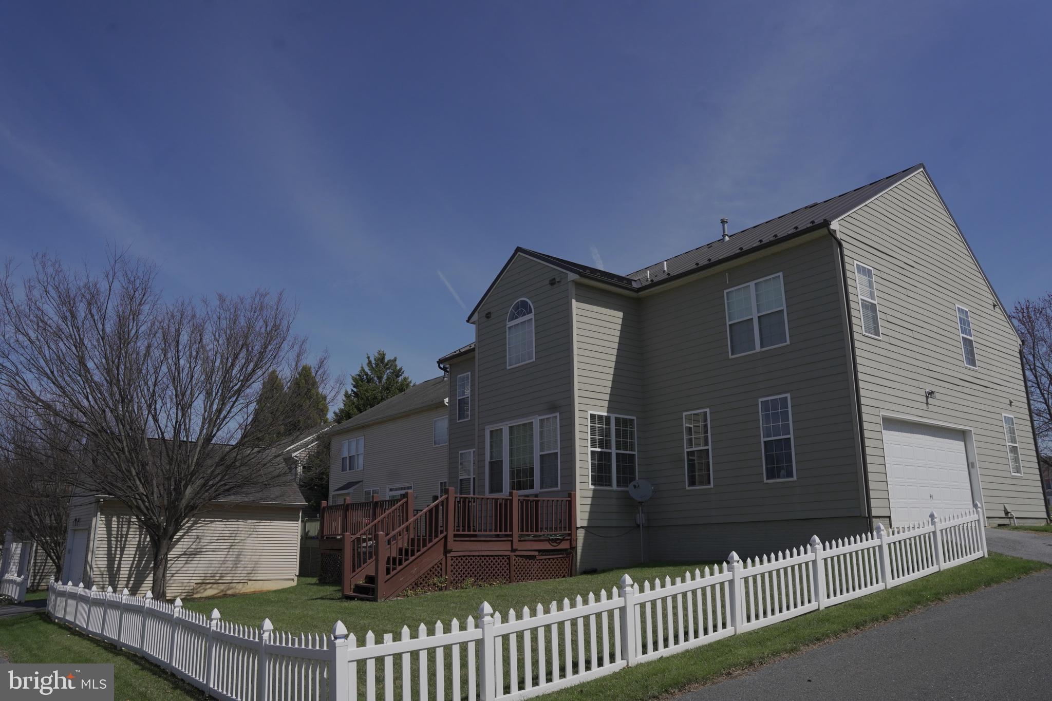 HUNTFIELD - Residential