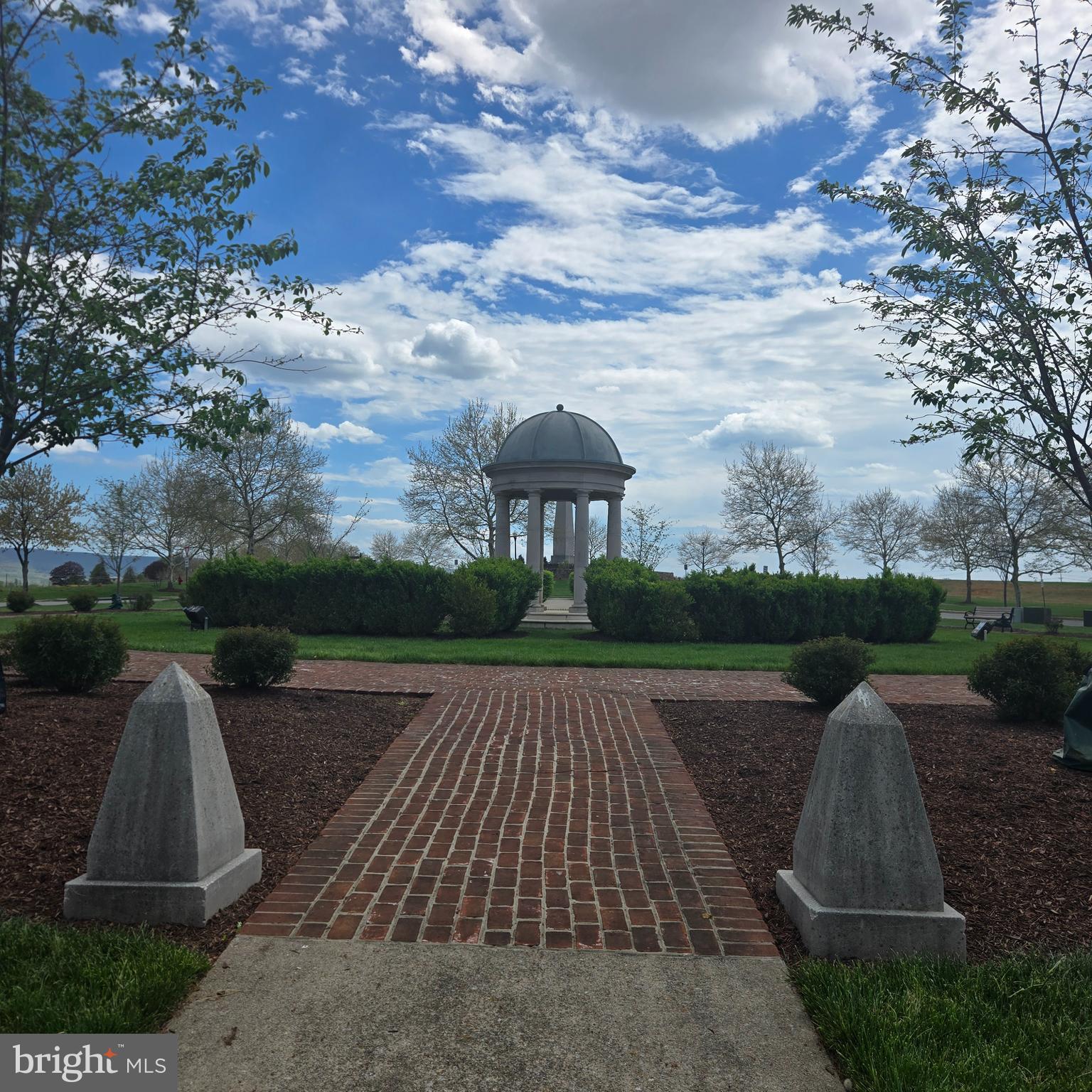 HUNTFIELD - Residential