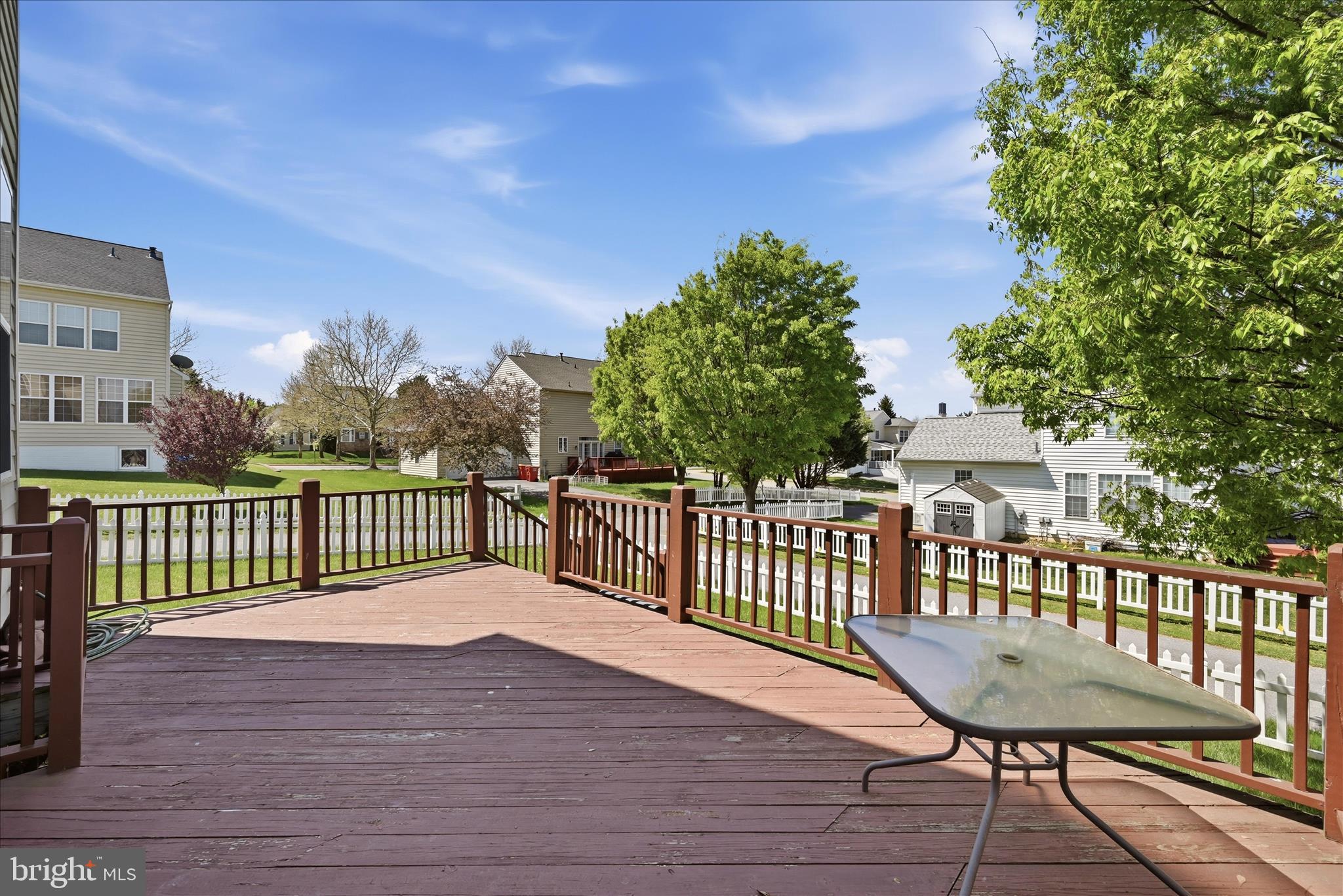 HUNTFIELD - Residential