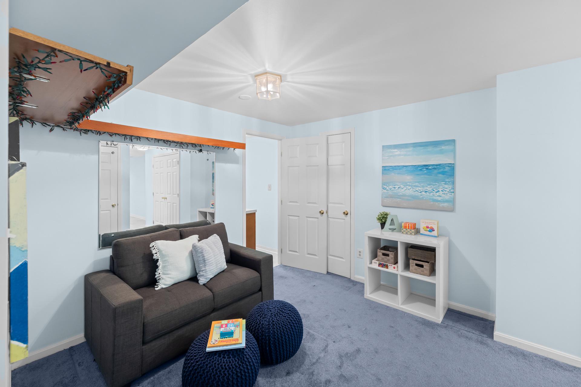 ROSEWOOD MANOR - Residential