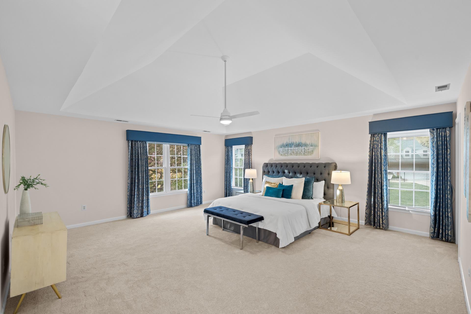 ROSEWOOD MANOR - Residential