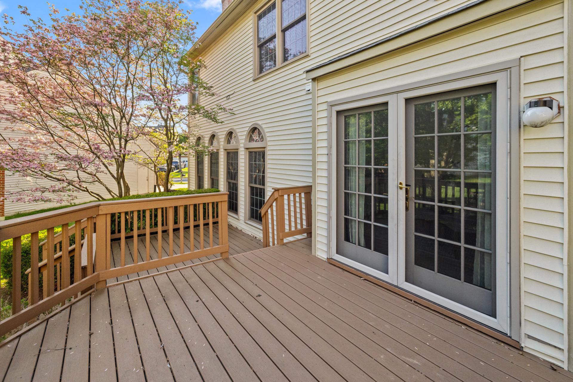 ROSEWOOD MANOR - Residential