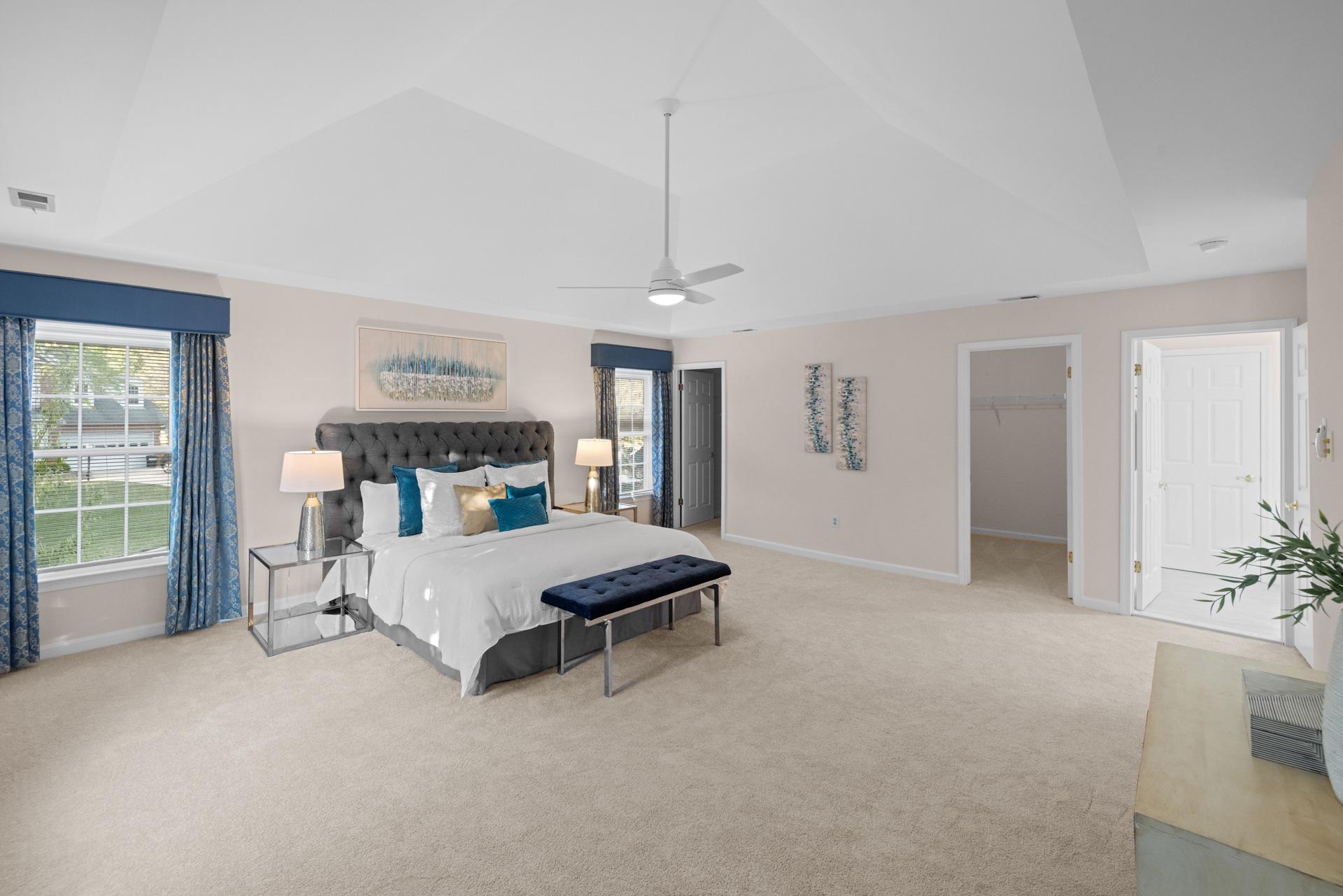 ROSEWOOD MANOR - Residential