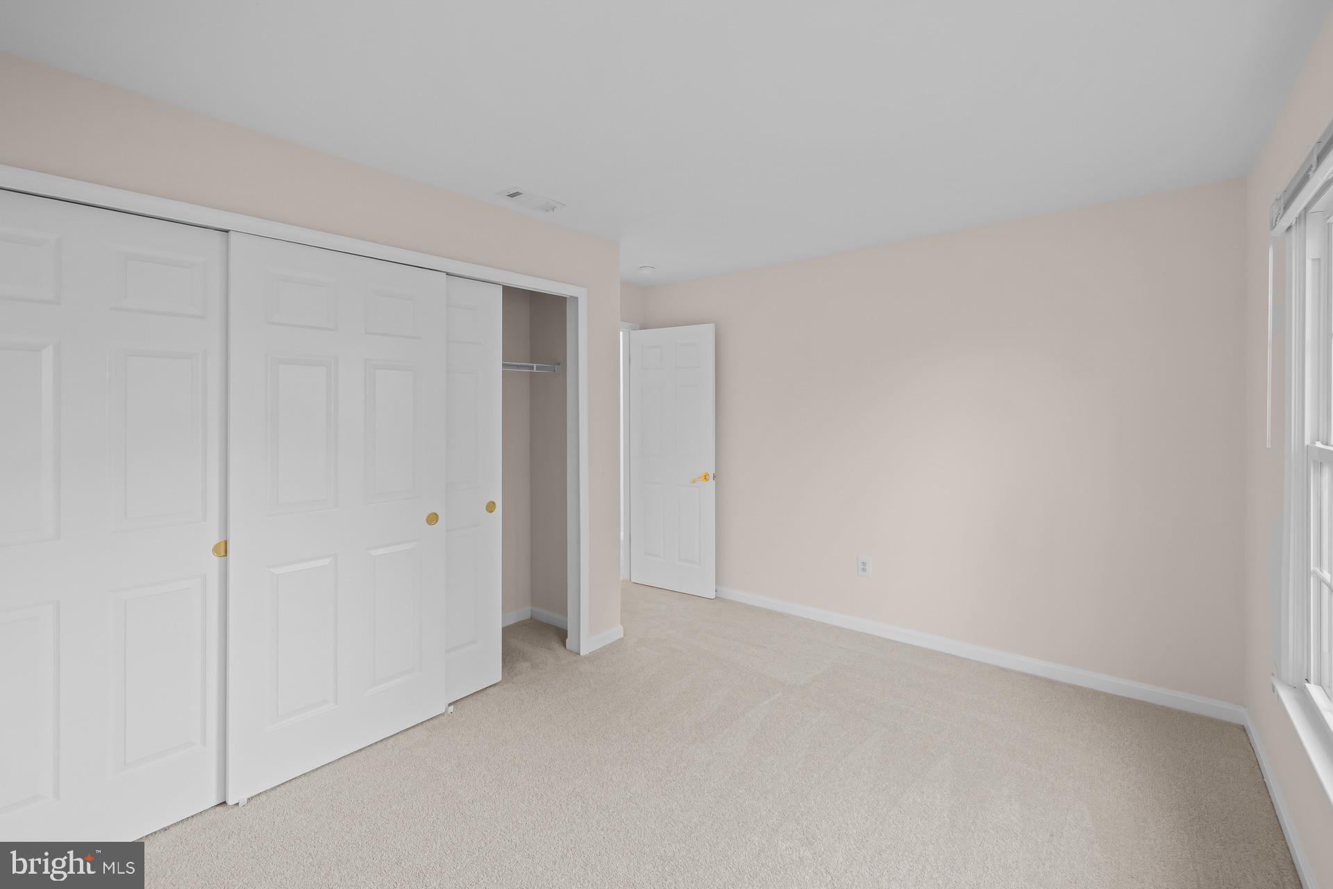 ROSEWOOD MANOR - Residential