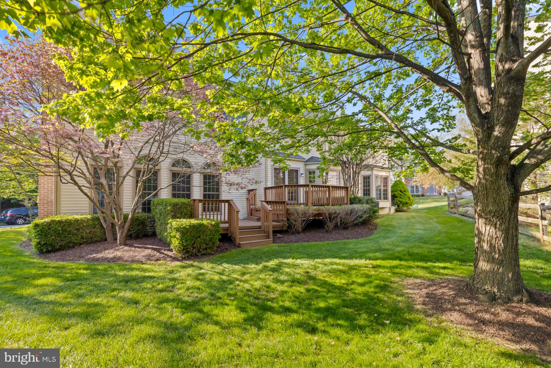 ROSEWOOD MANOR - Residential