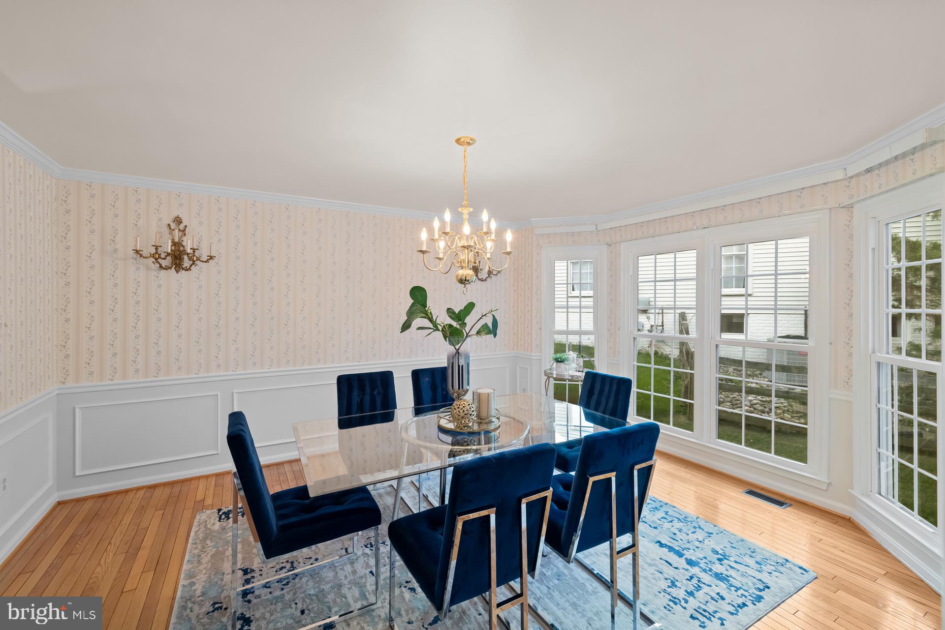 ROSEWOOD MANOR - Residential