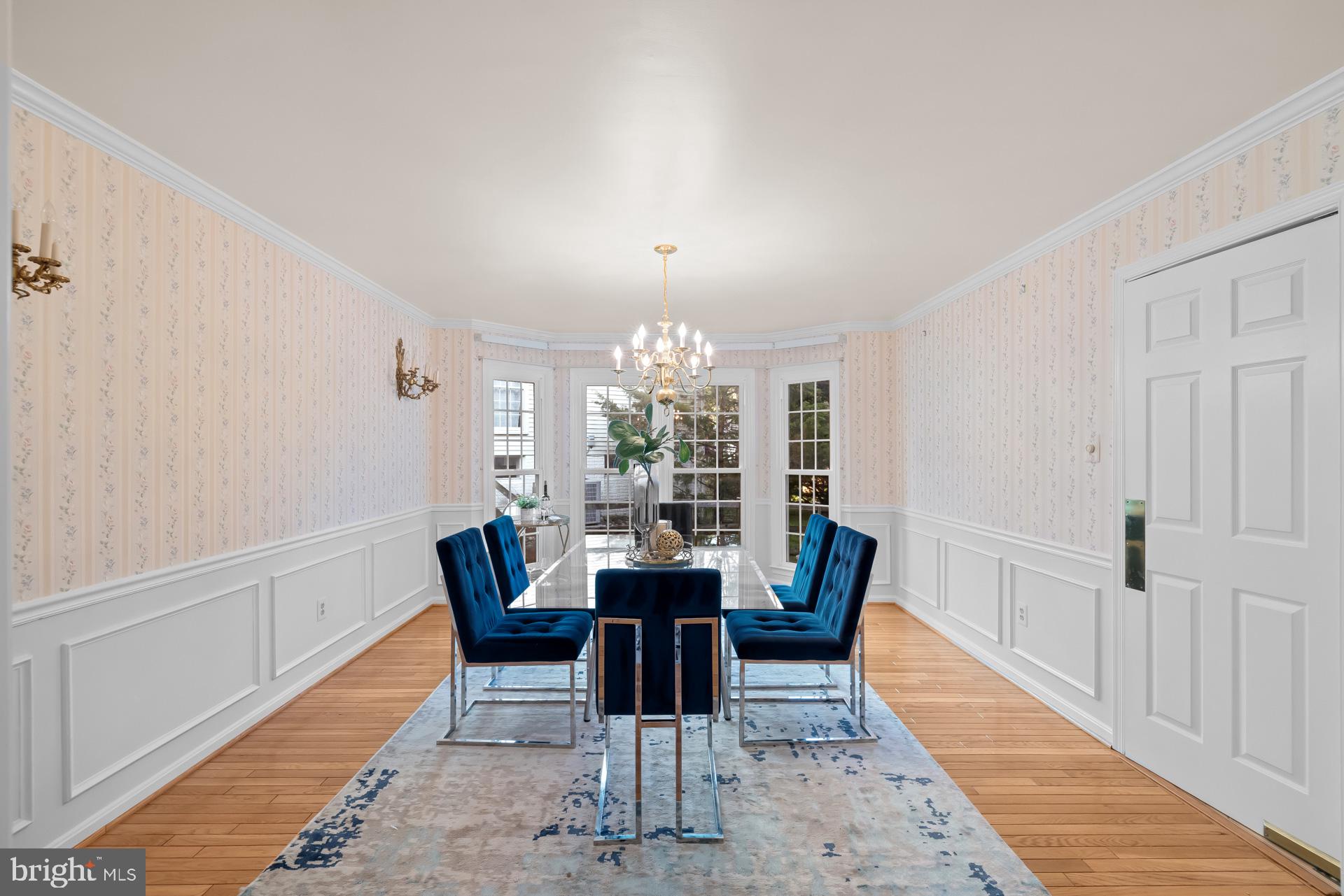 ROSEWOOD MANOR - Residential