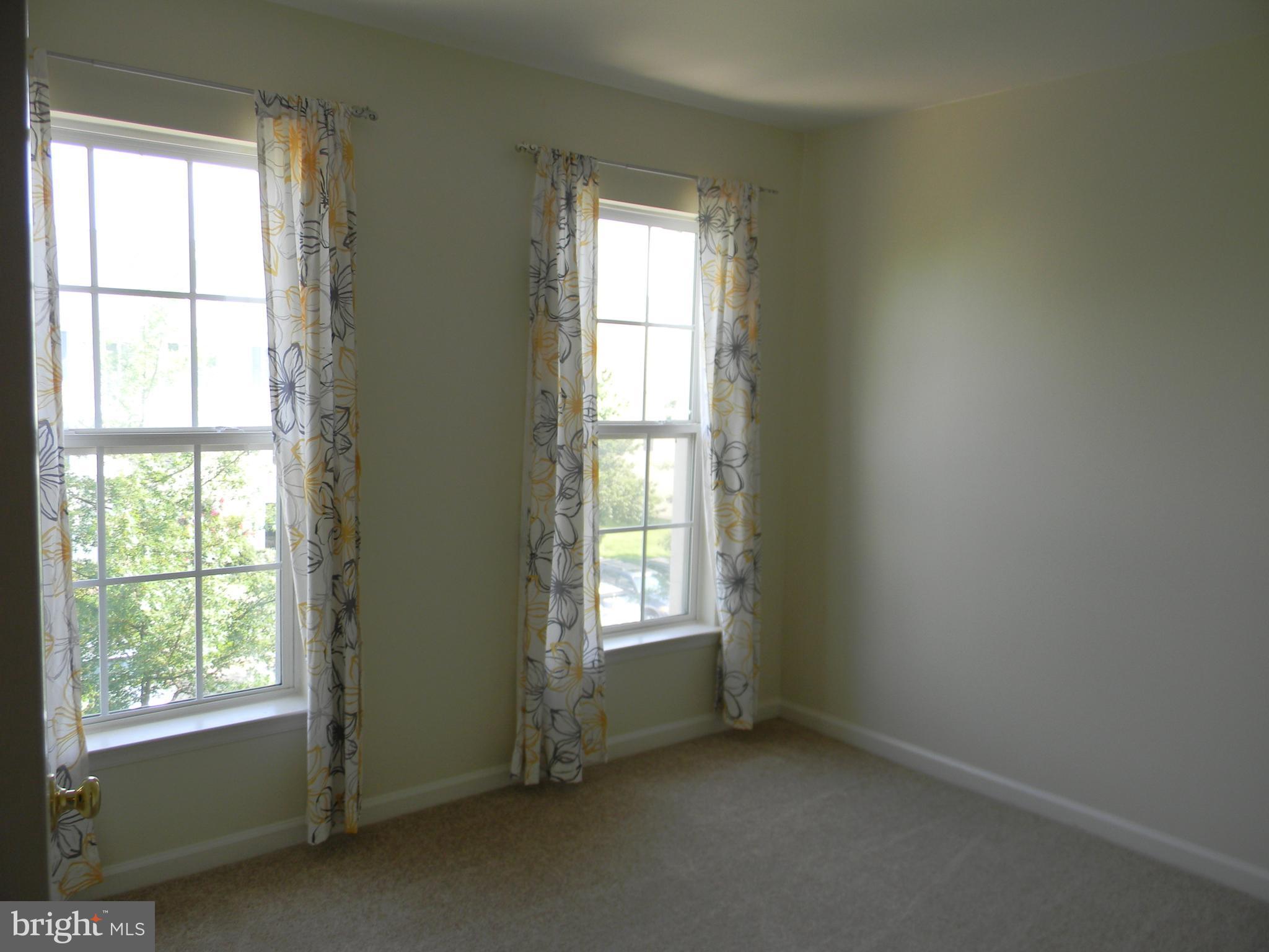 SOUTH RIDING - Residential Lease