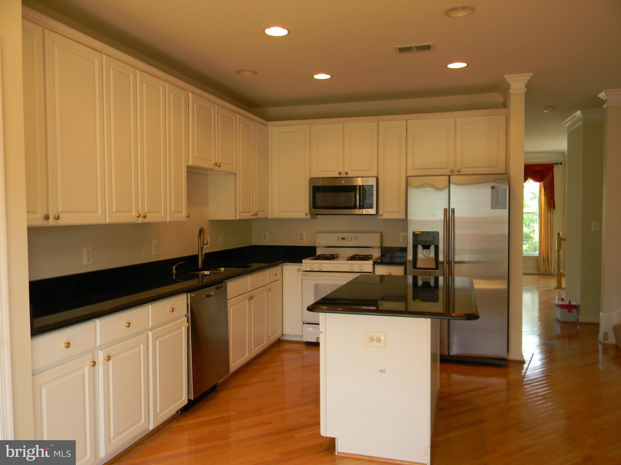 SOUTH RIDING - Residential Lease