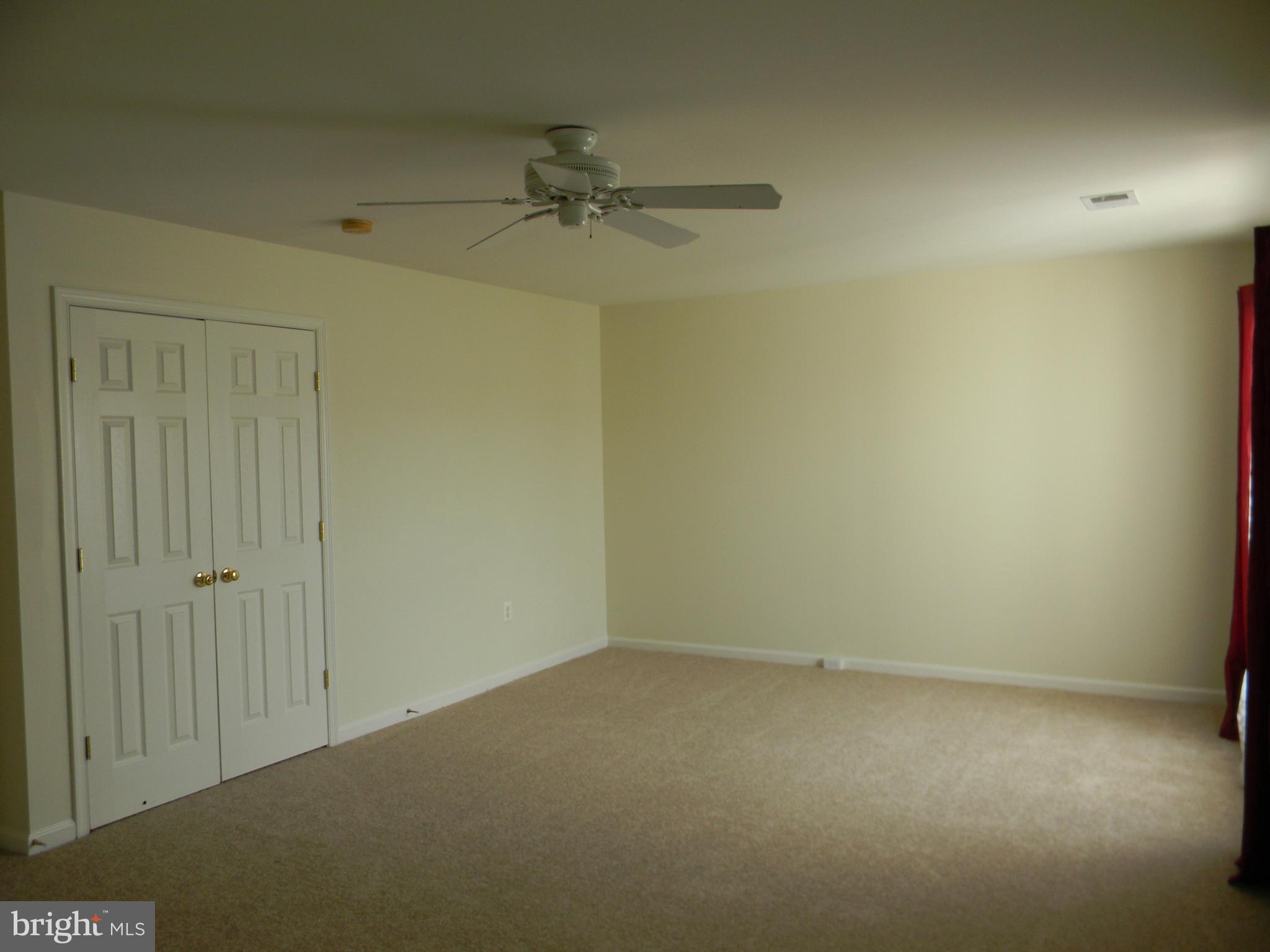 SOUTH RIDING - Residential Lease