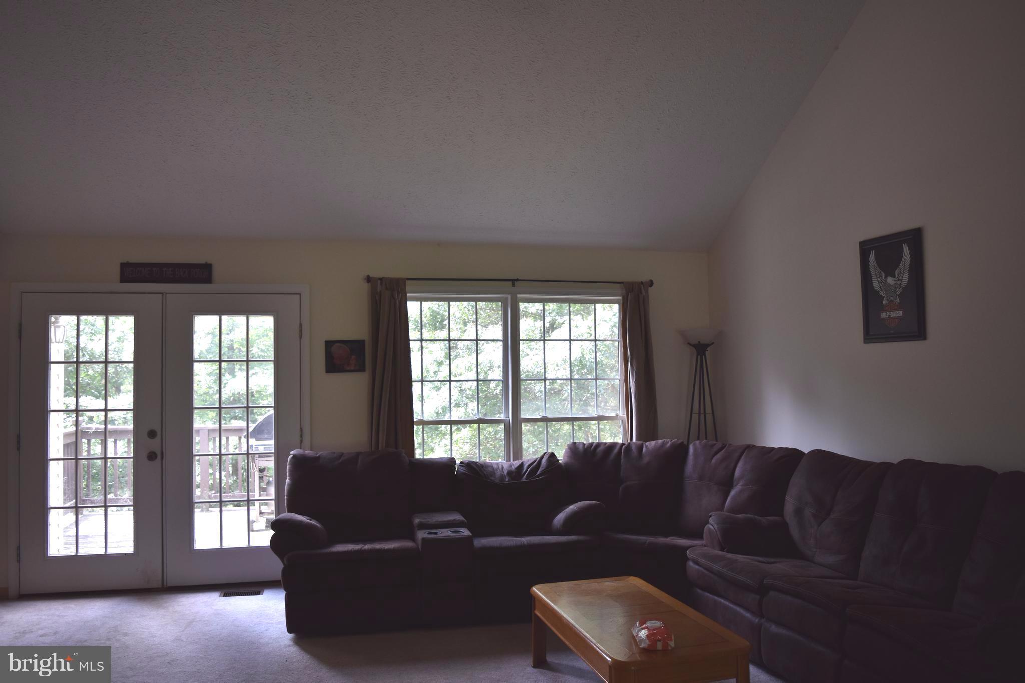 FOXCREST MANOR - Residential Lease