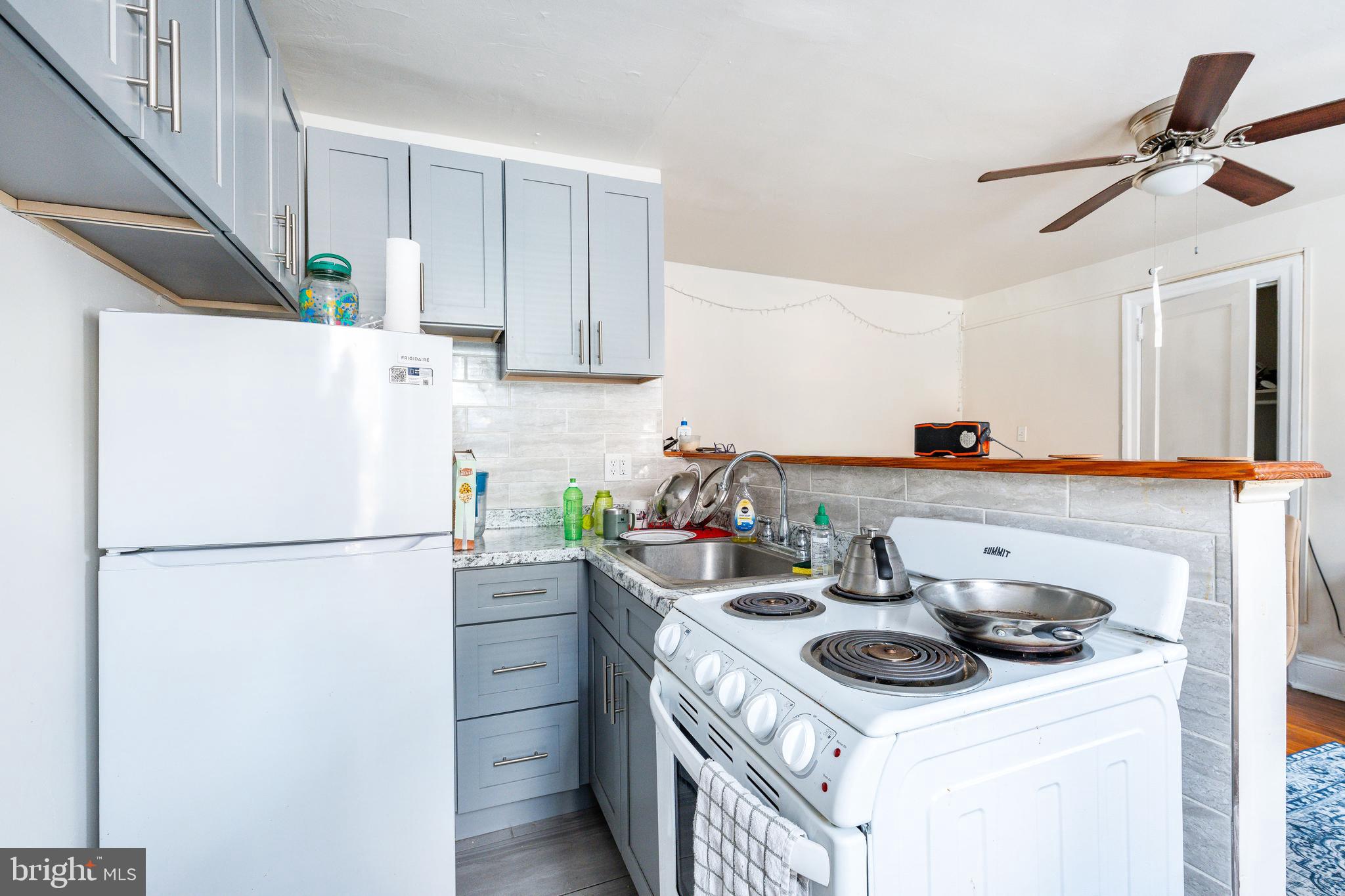 CEDAR PARK - Residential Income