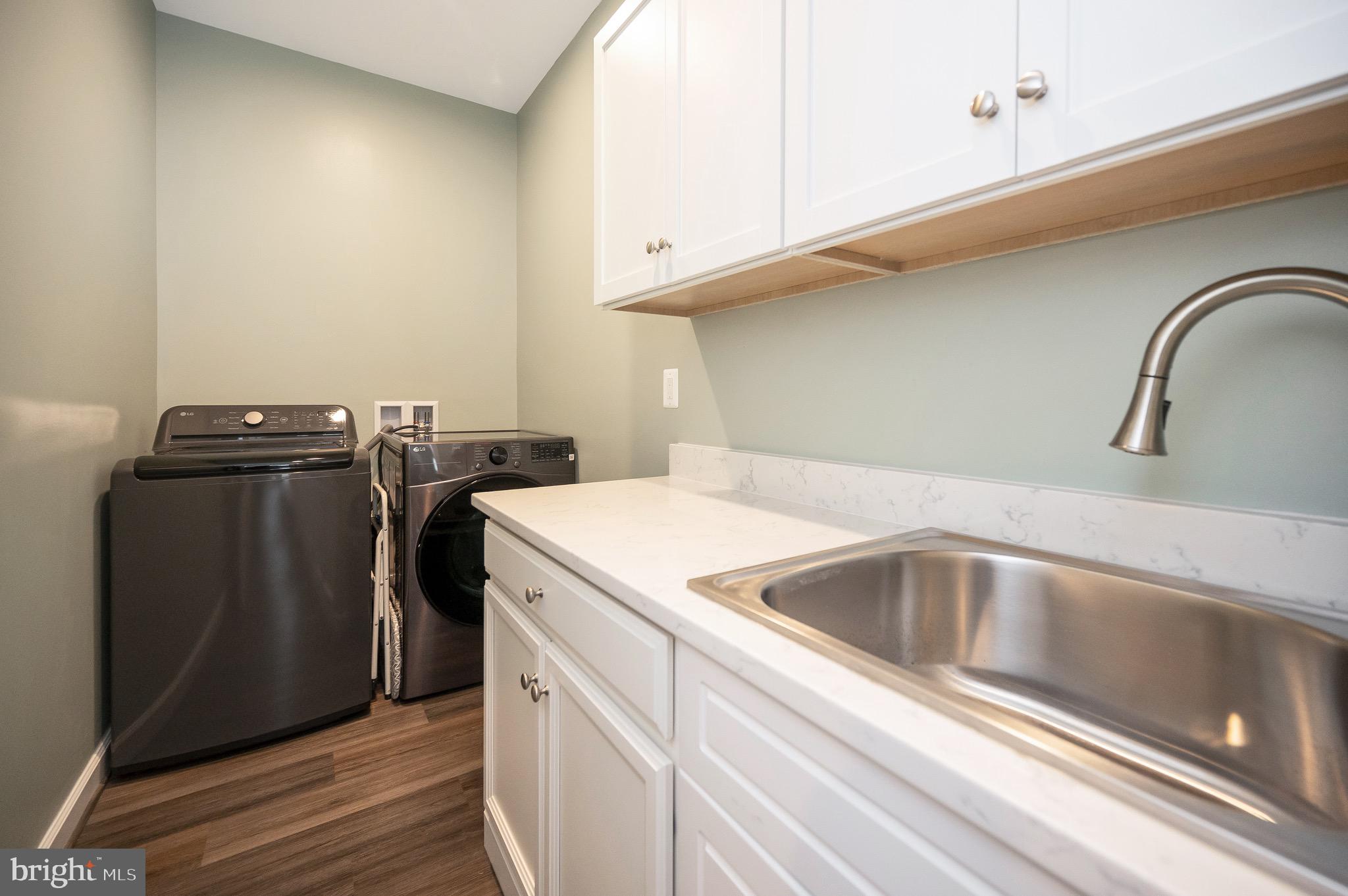 LAKE OF THE WOODS - Residential