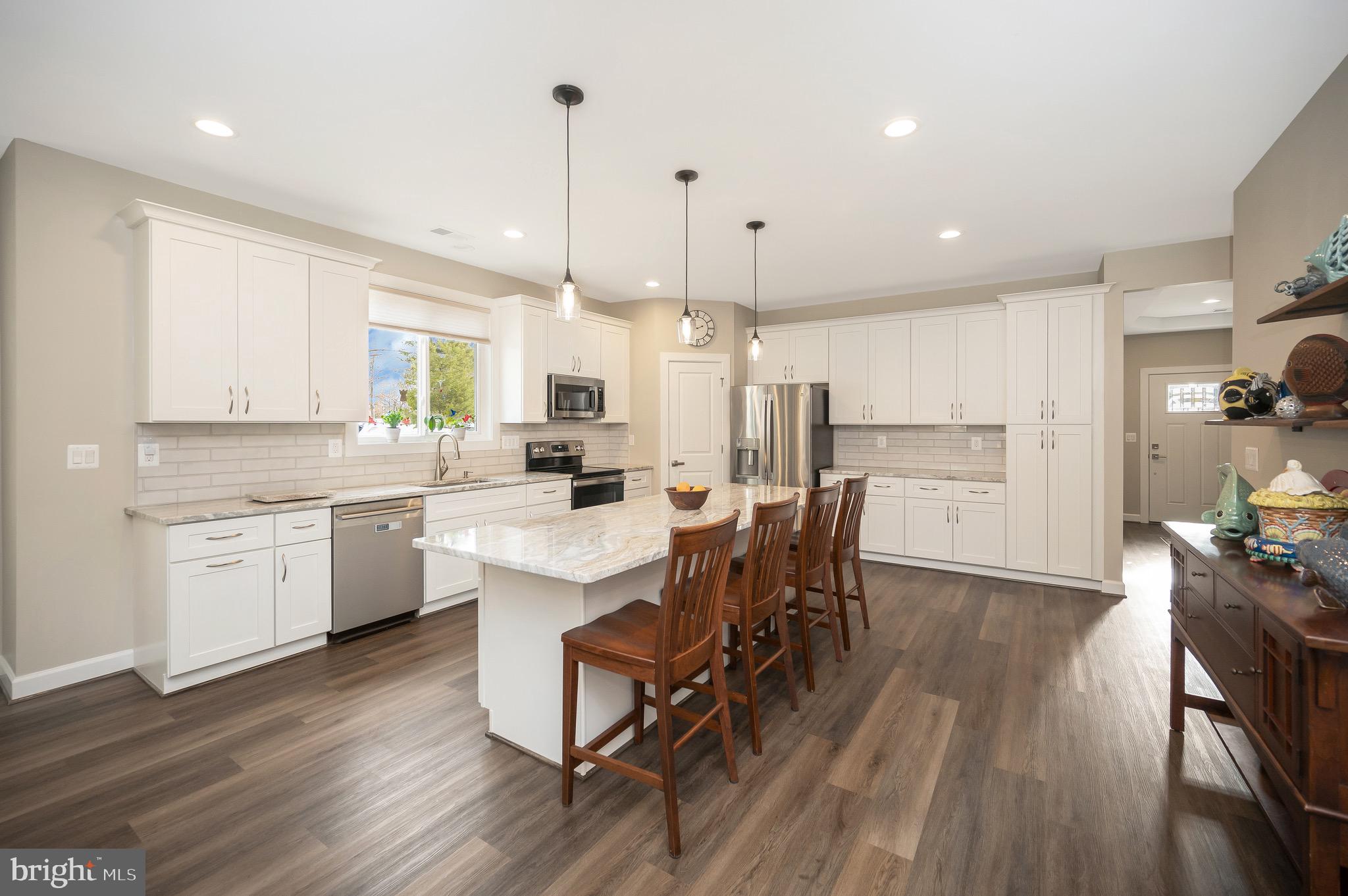 LAKE OF THE WOODS - Residential