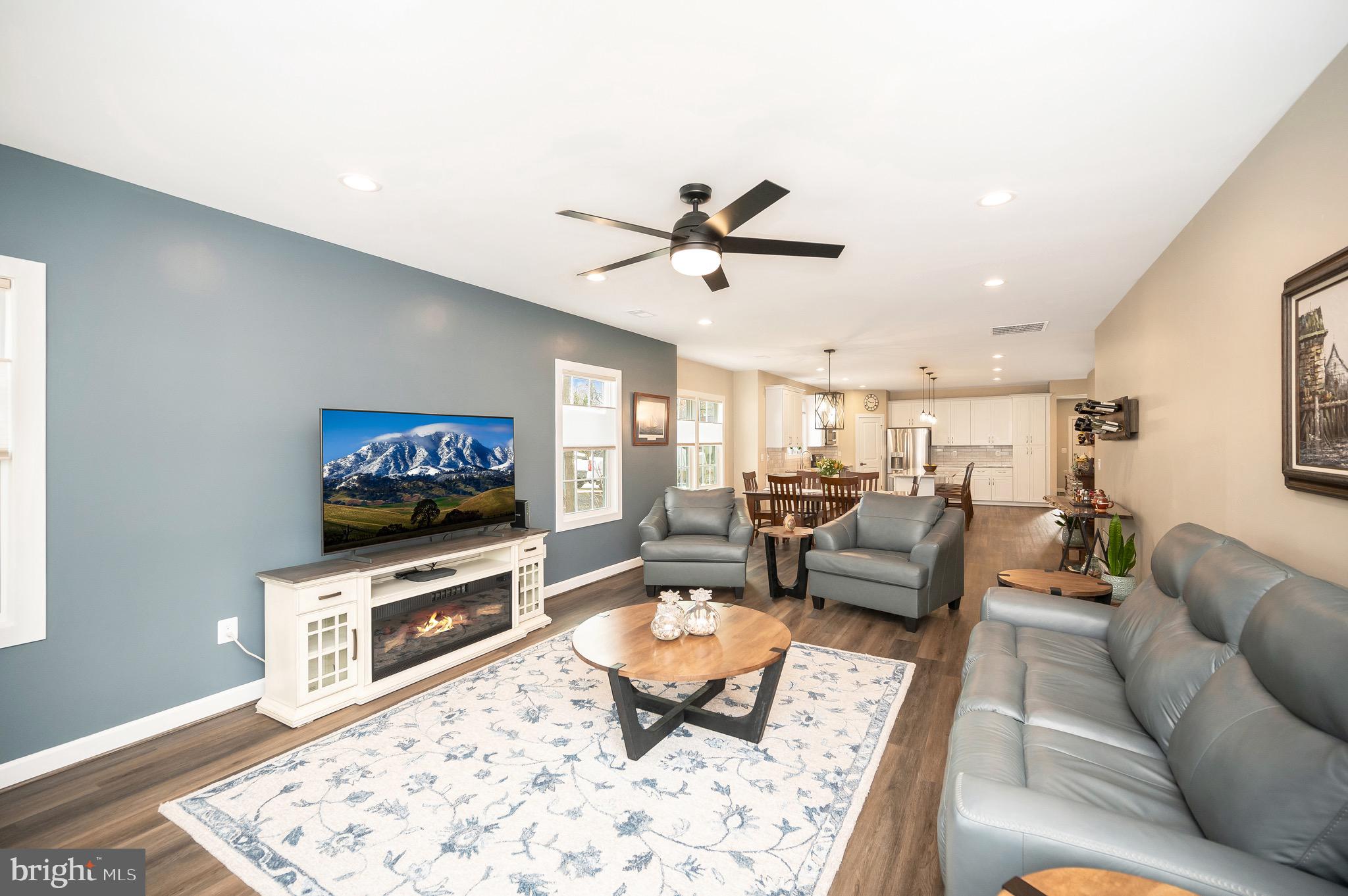 LAKE OF THE WOODS - Residential