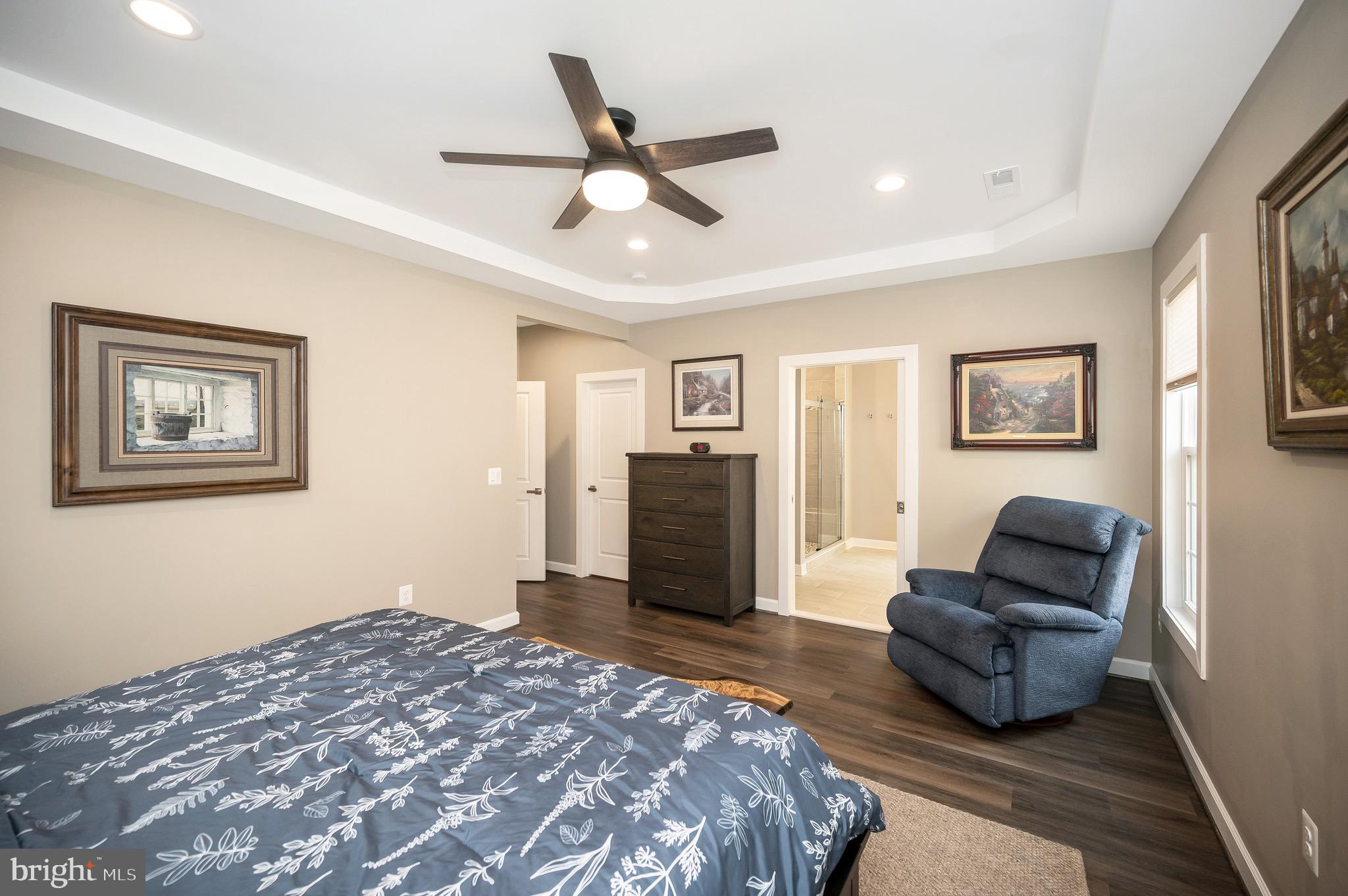 LAKE OF THE WOODS - Residential