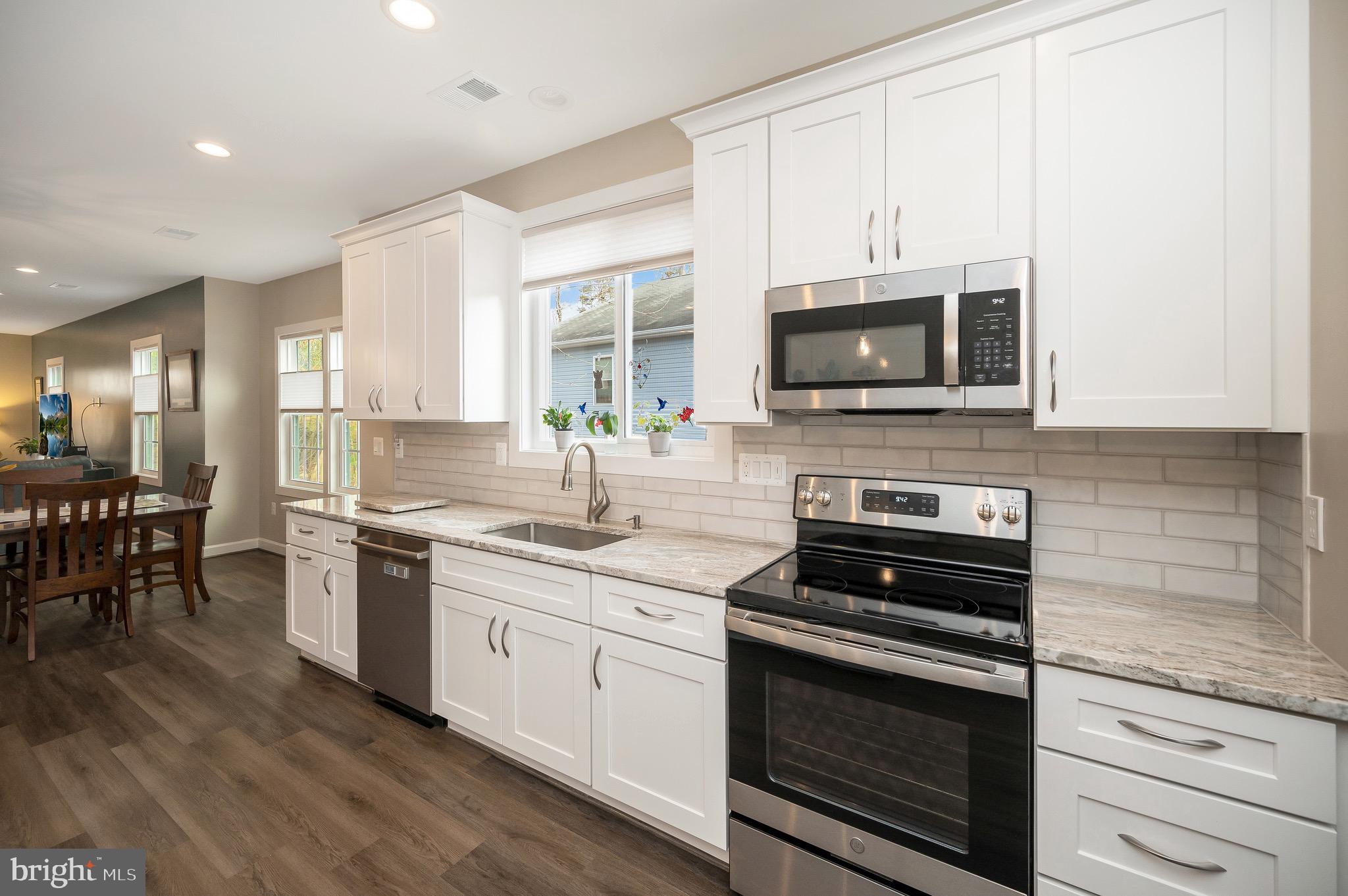 LAKE OF THE WOODS - Residential