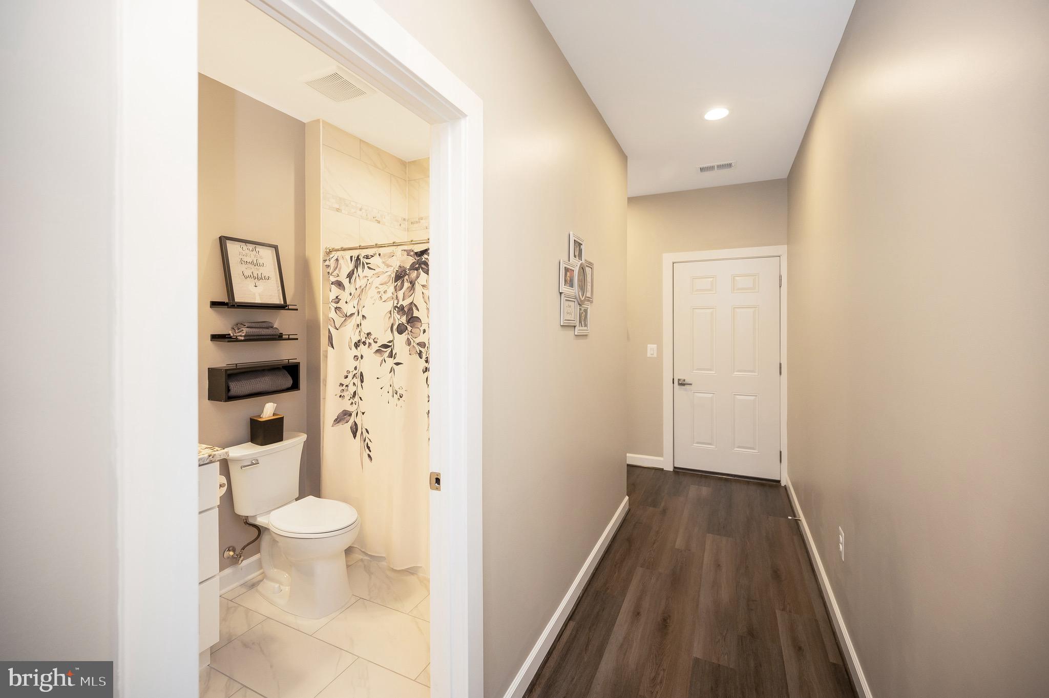 LAKE OF THE WOODS - Residential