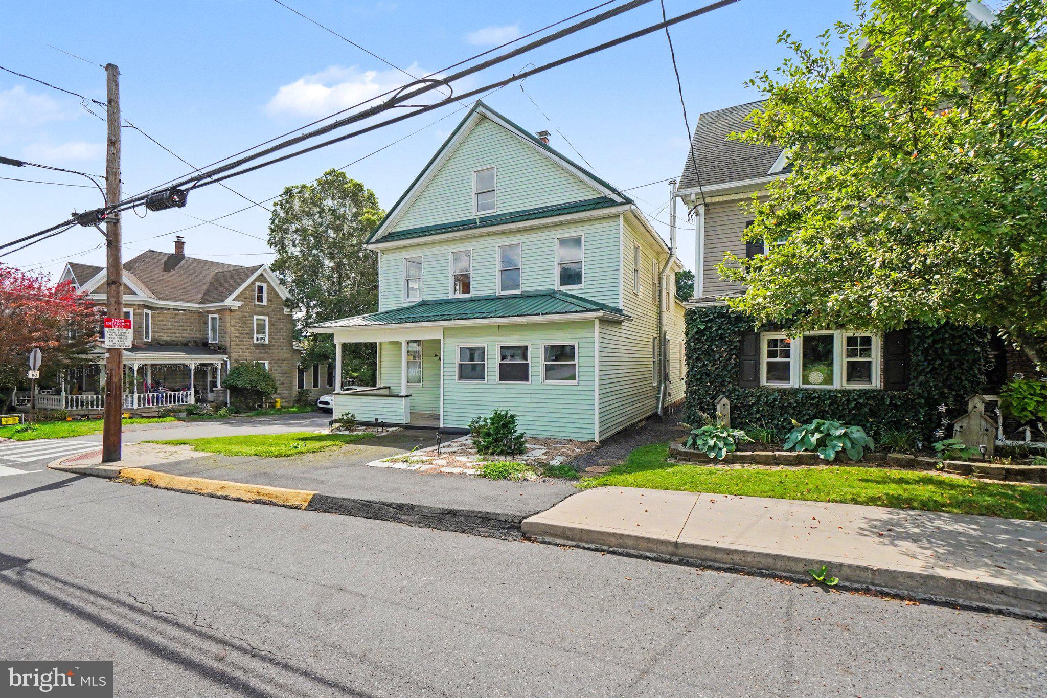 256 W MAIN STREET