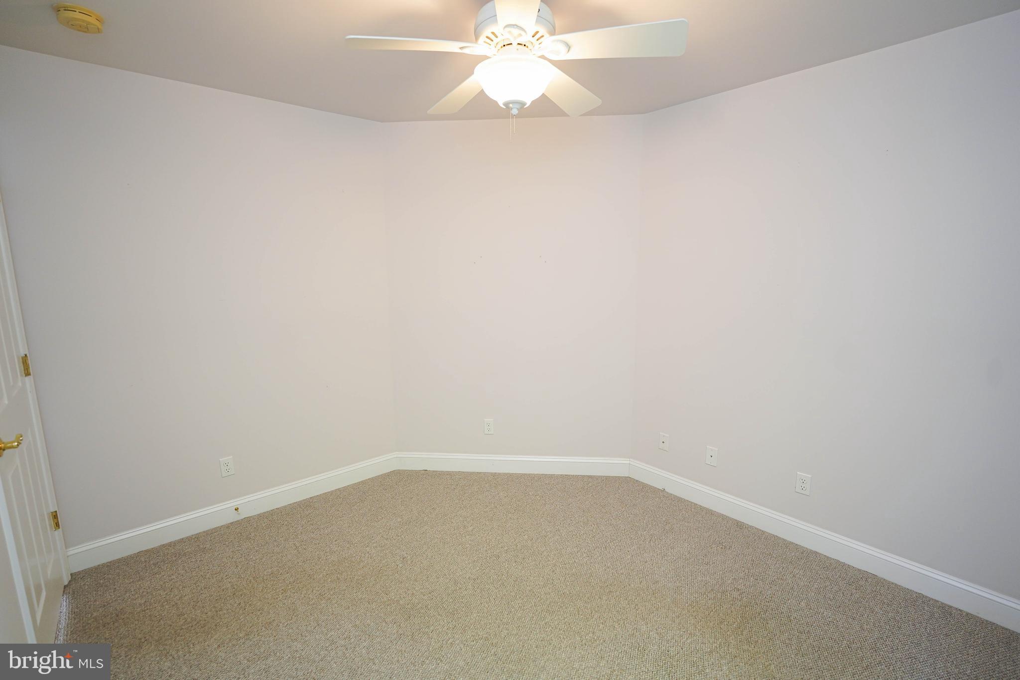 SLEEPY HOLLOW - Residential