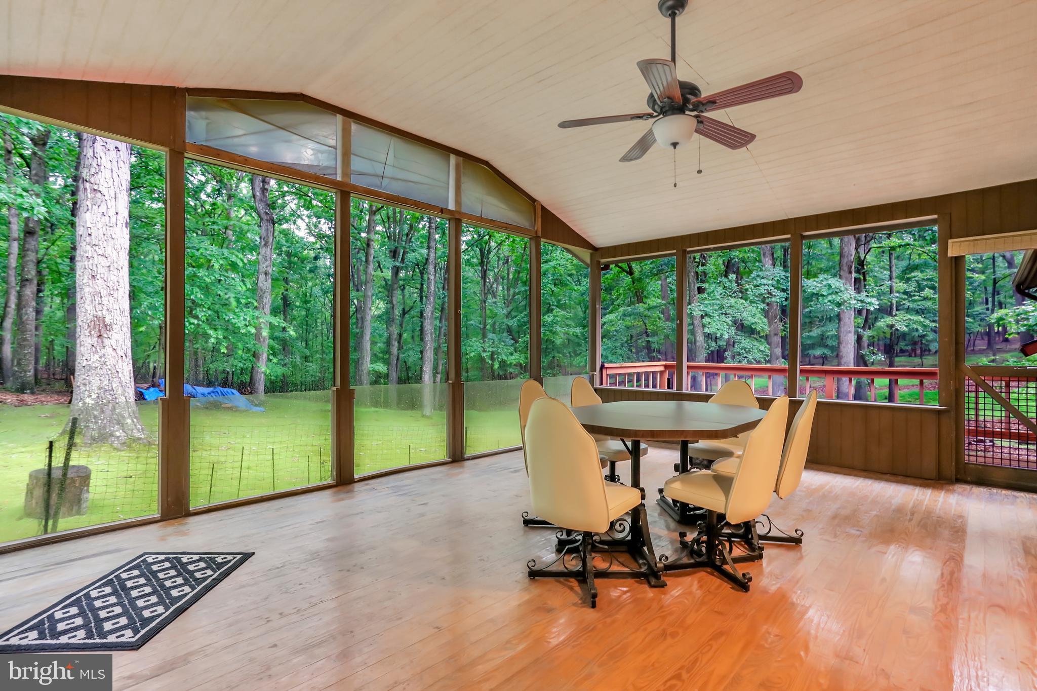 RIVER RIDGE - Residential