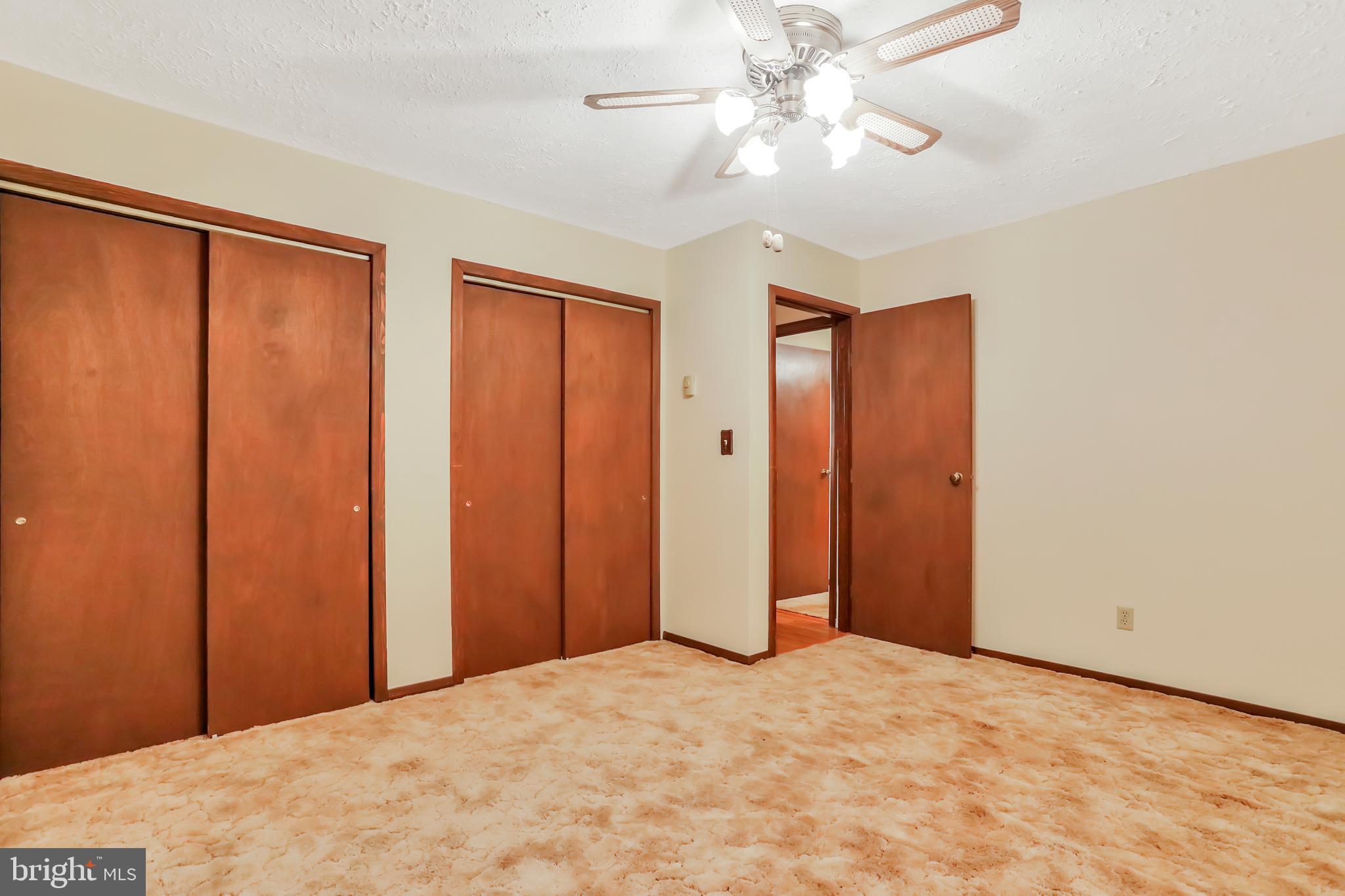 RIVER RIDGE - Residential