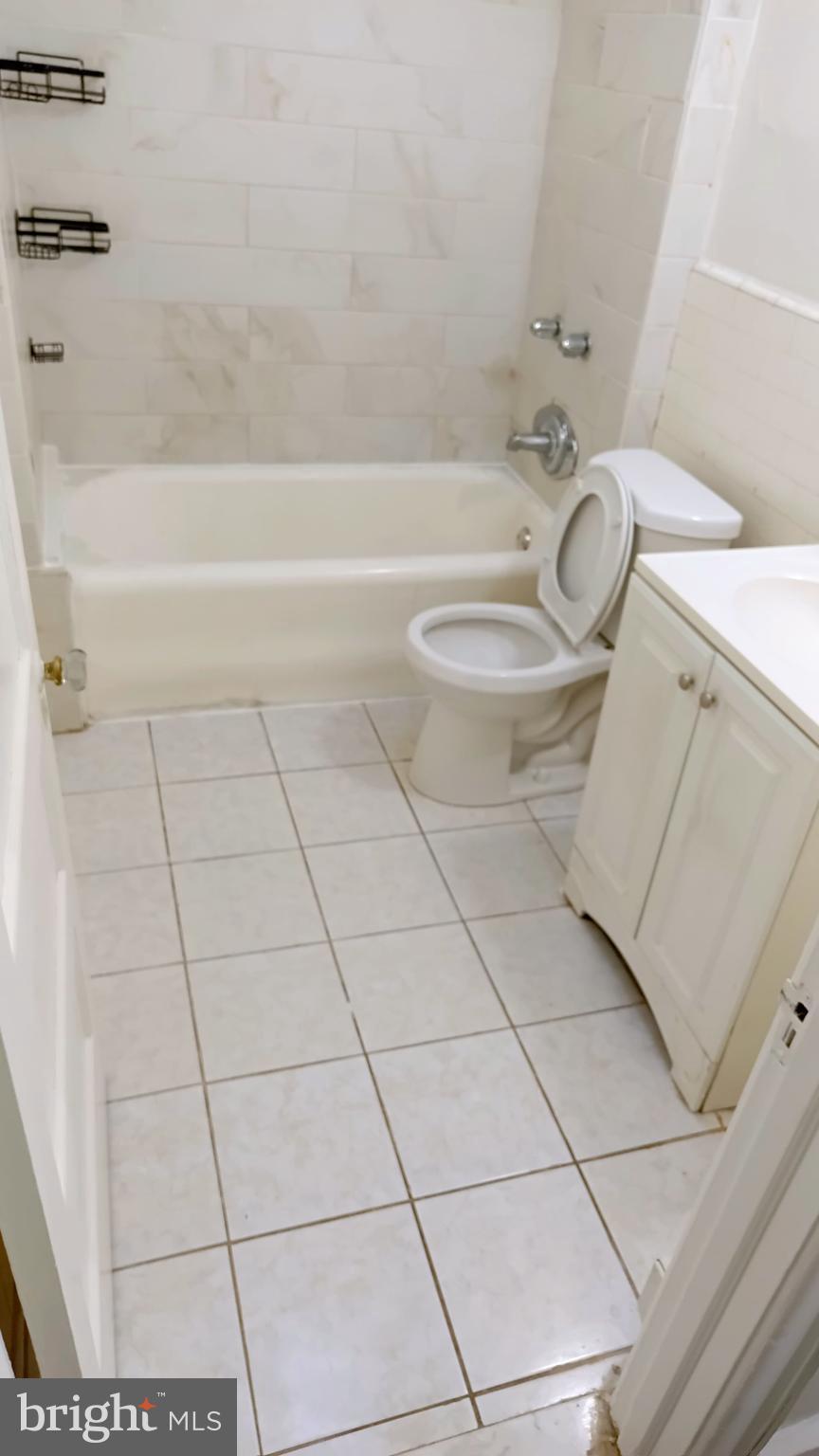 OLNEY - Residential Lease