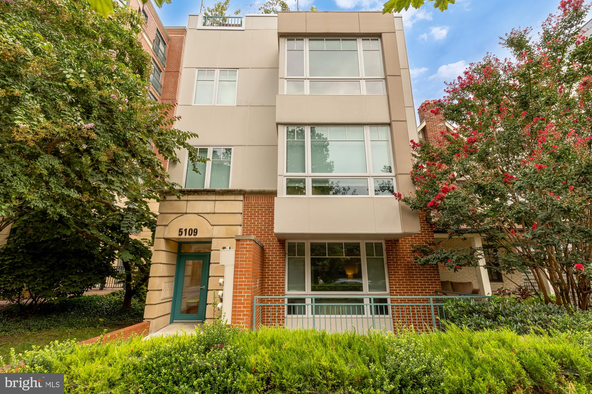 5109 CONNECTICUT AVENUE NW 2