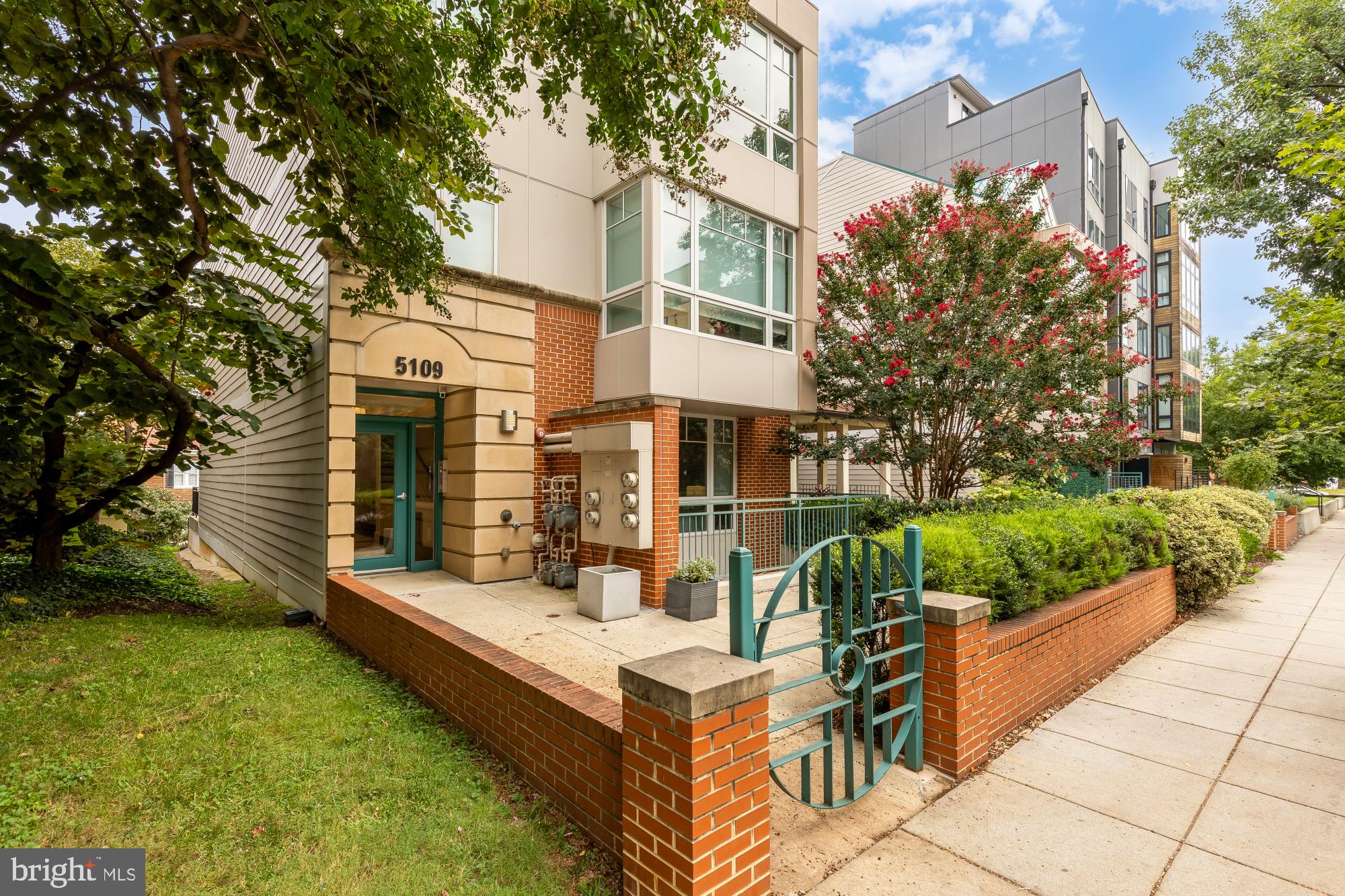 5109 CONNECTICUT AVENUE NW 2