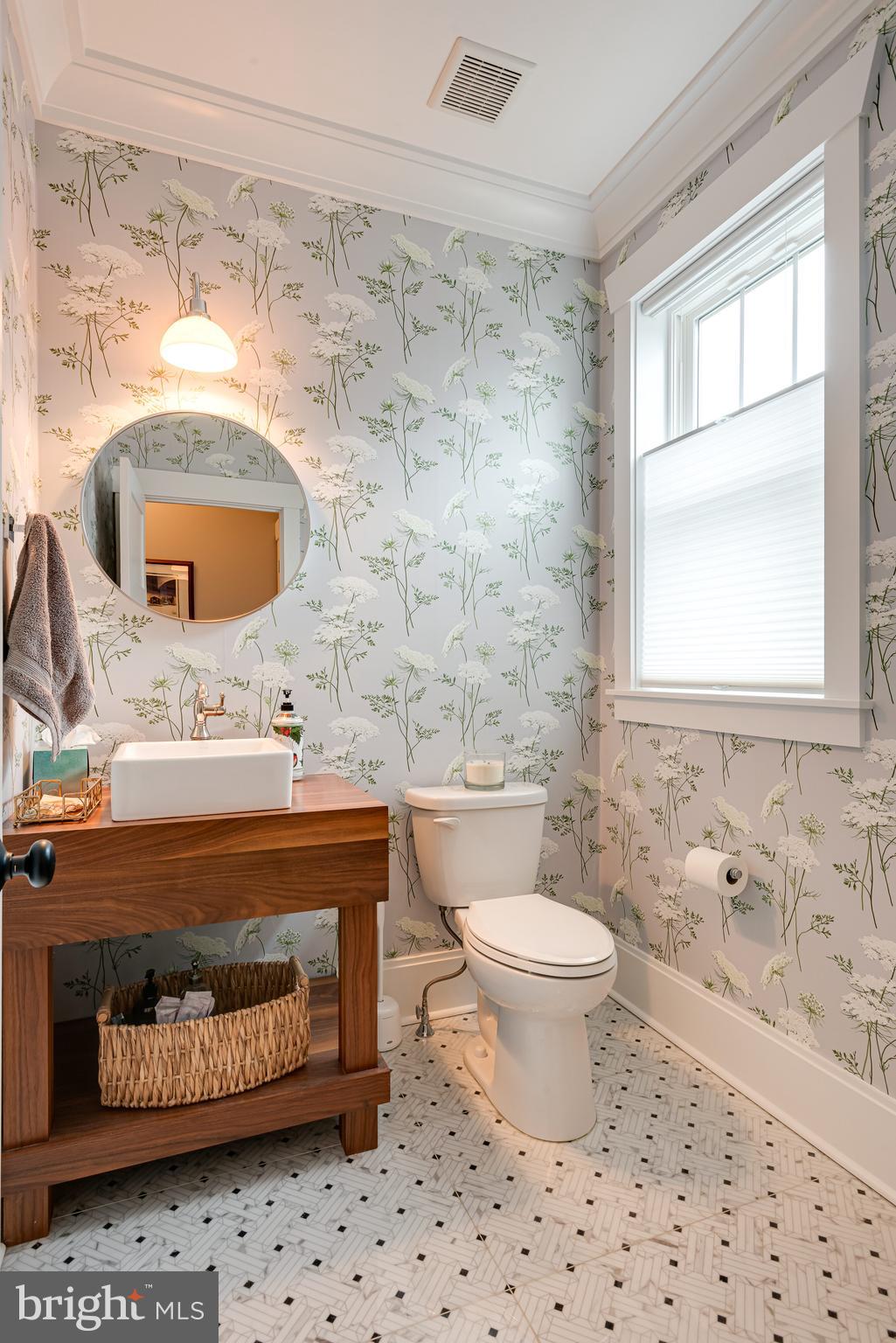 MEDIA WALK - Residential