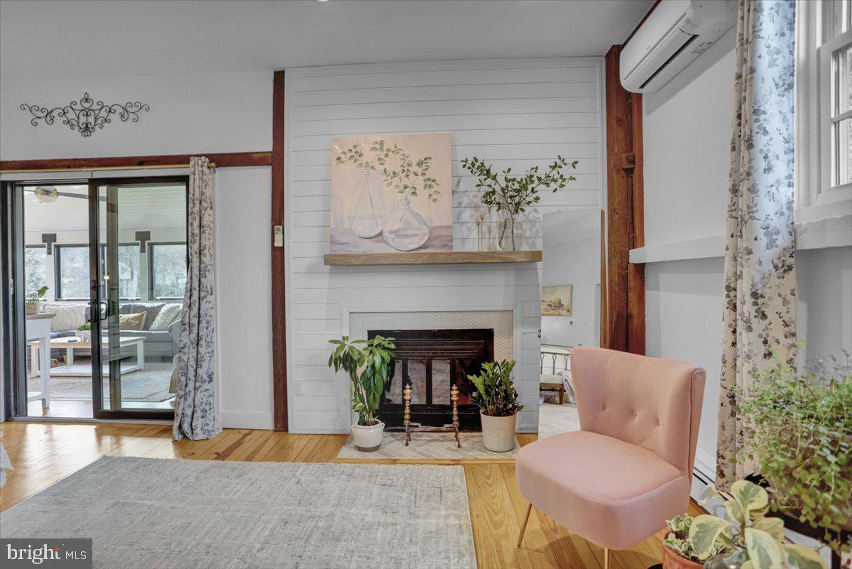 HILLOCH MANOR - Residential